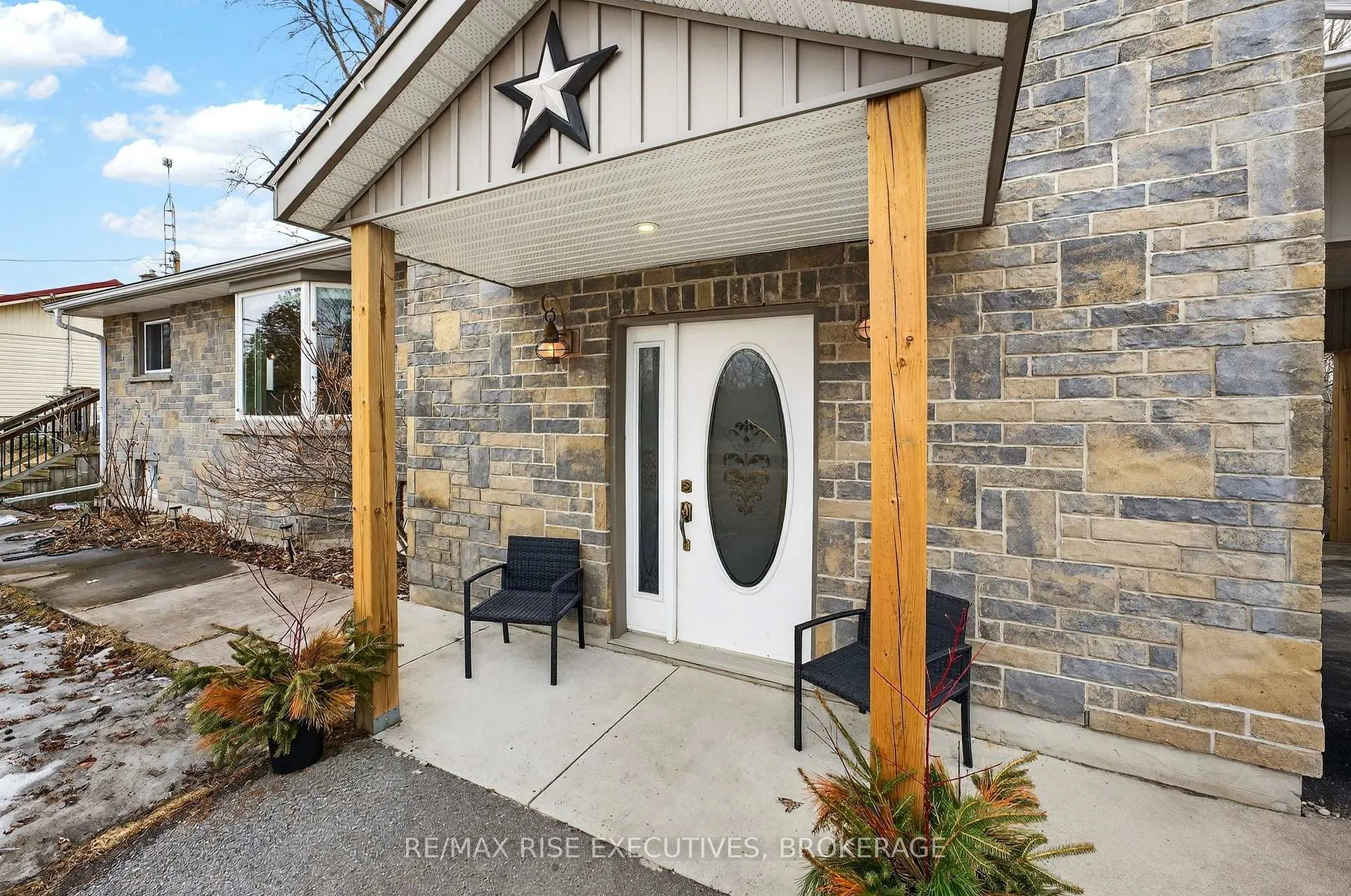 Photo 3 of 2883 Bur Brook Road W, Kingston, City North of 401 — HOMEH