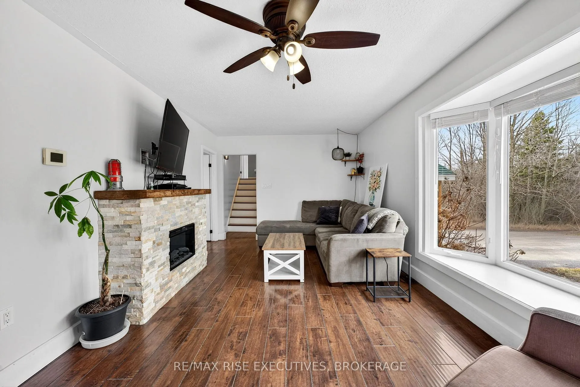 Photo 7 of 2883 Bur Brook Road W, Kingston, City North of 401 — HOMEH