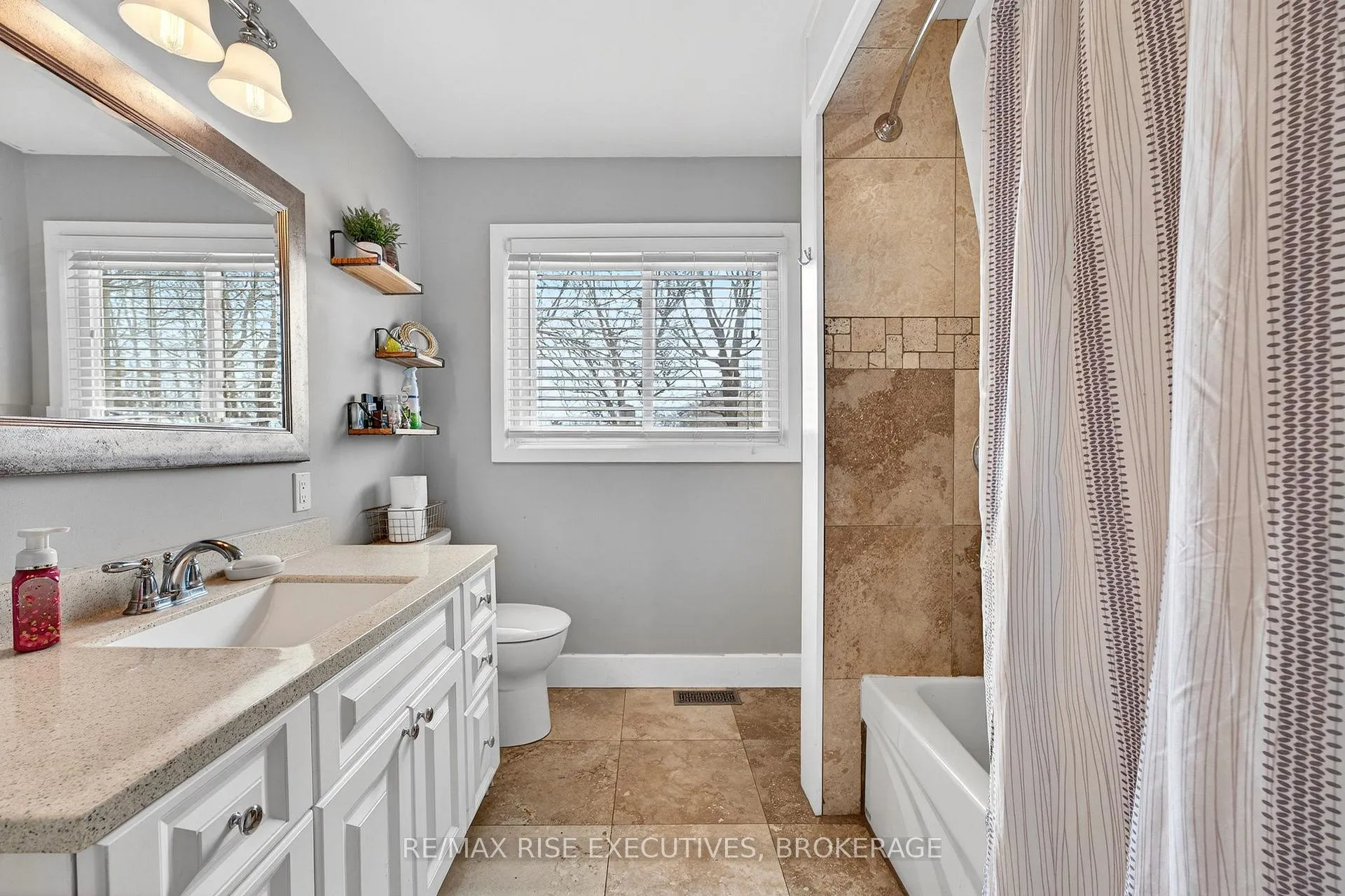 Photo 15 of 2883 Bur Brook Road W, Kingston, City North of 401 — HOMEH