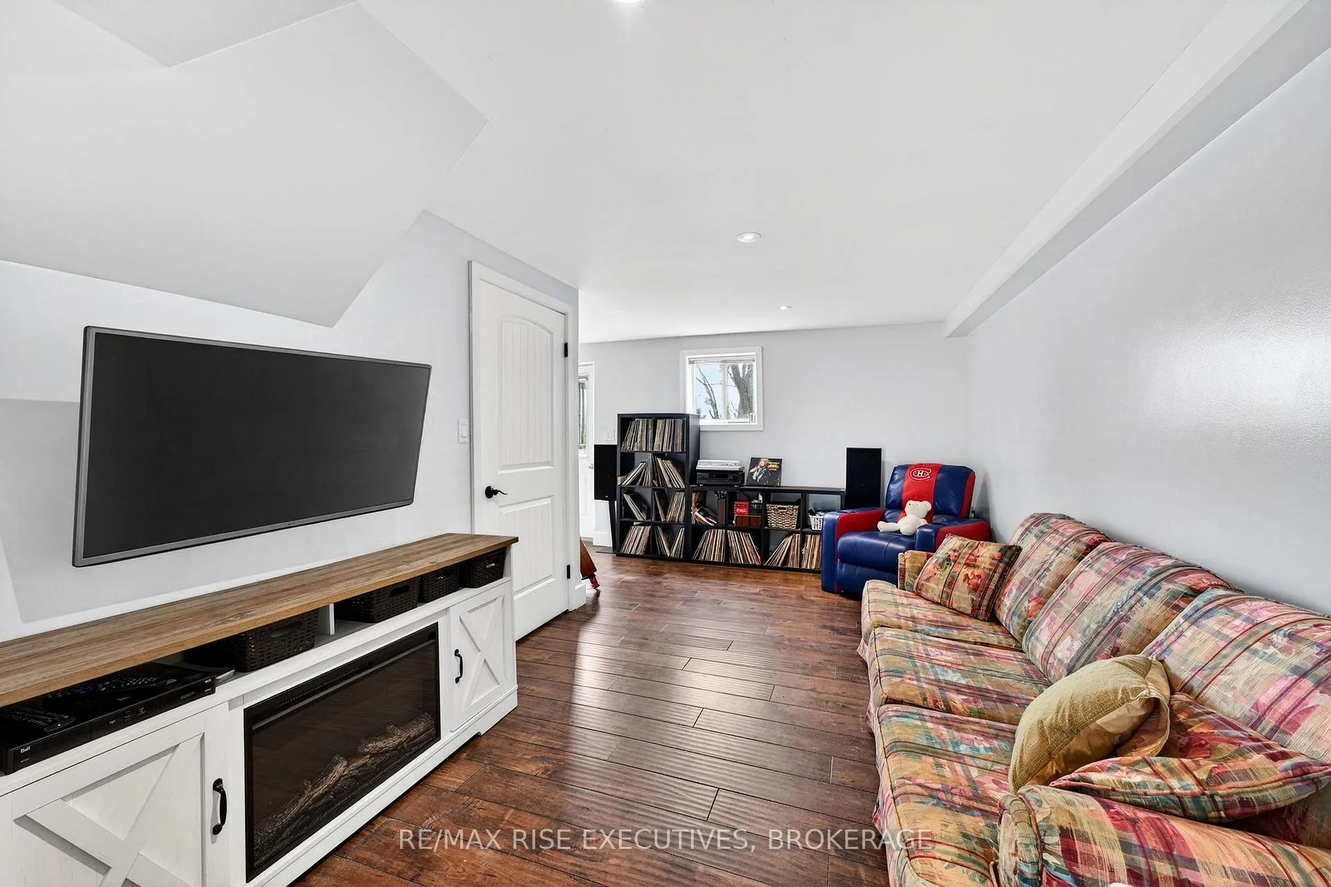 Photo 20 of 2883 Bur Brook Road W, Kingston, City North of 401 — HOMEH