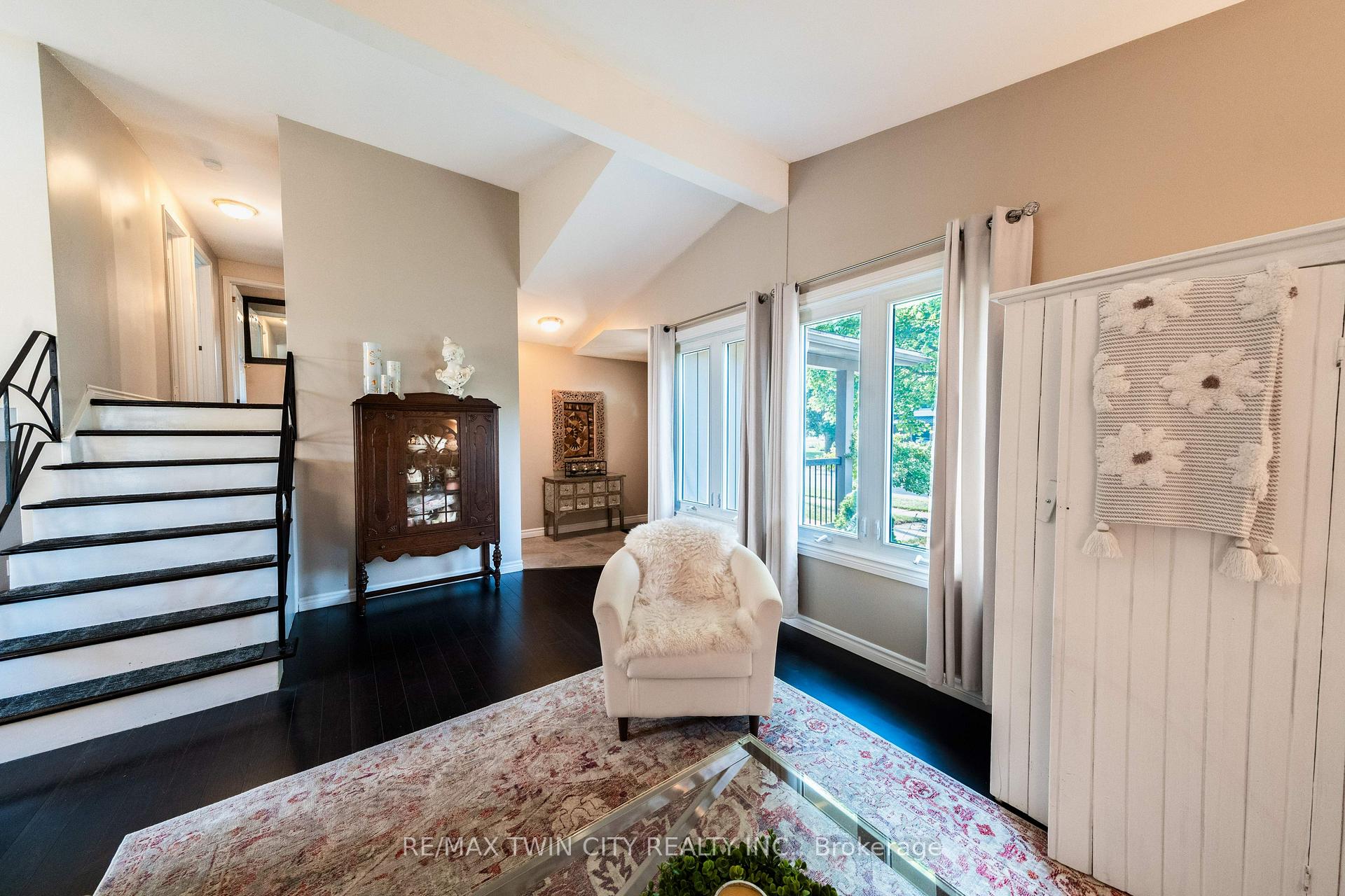 Photo 13 of 135 Islington Avenue, Kitchener — HOMEH