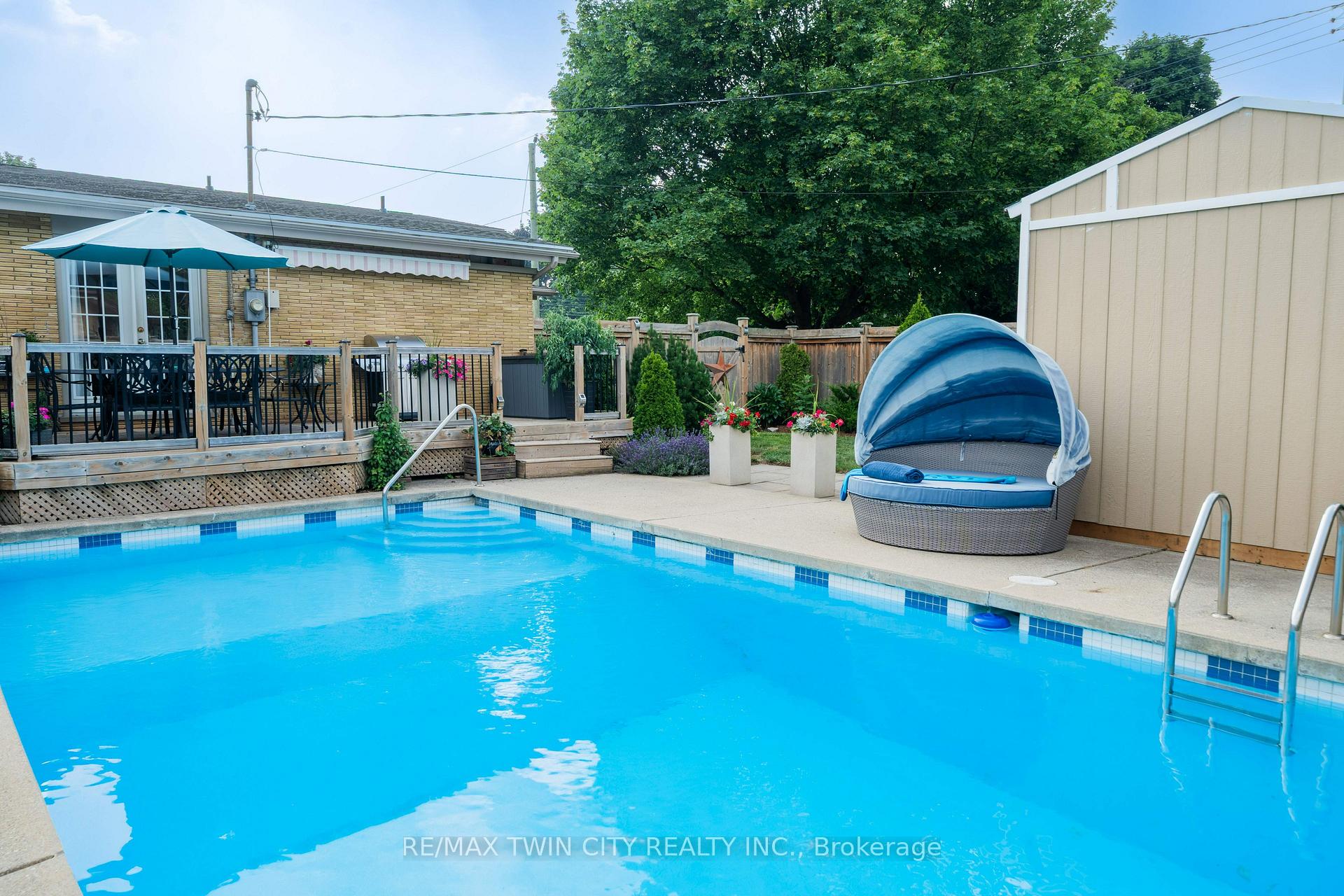 Photo 42 of 135 Islington Avenue, Kitchener — HOMEH