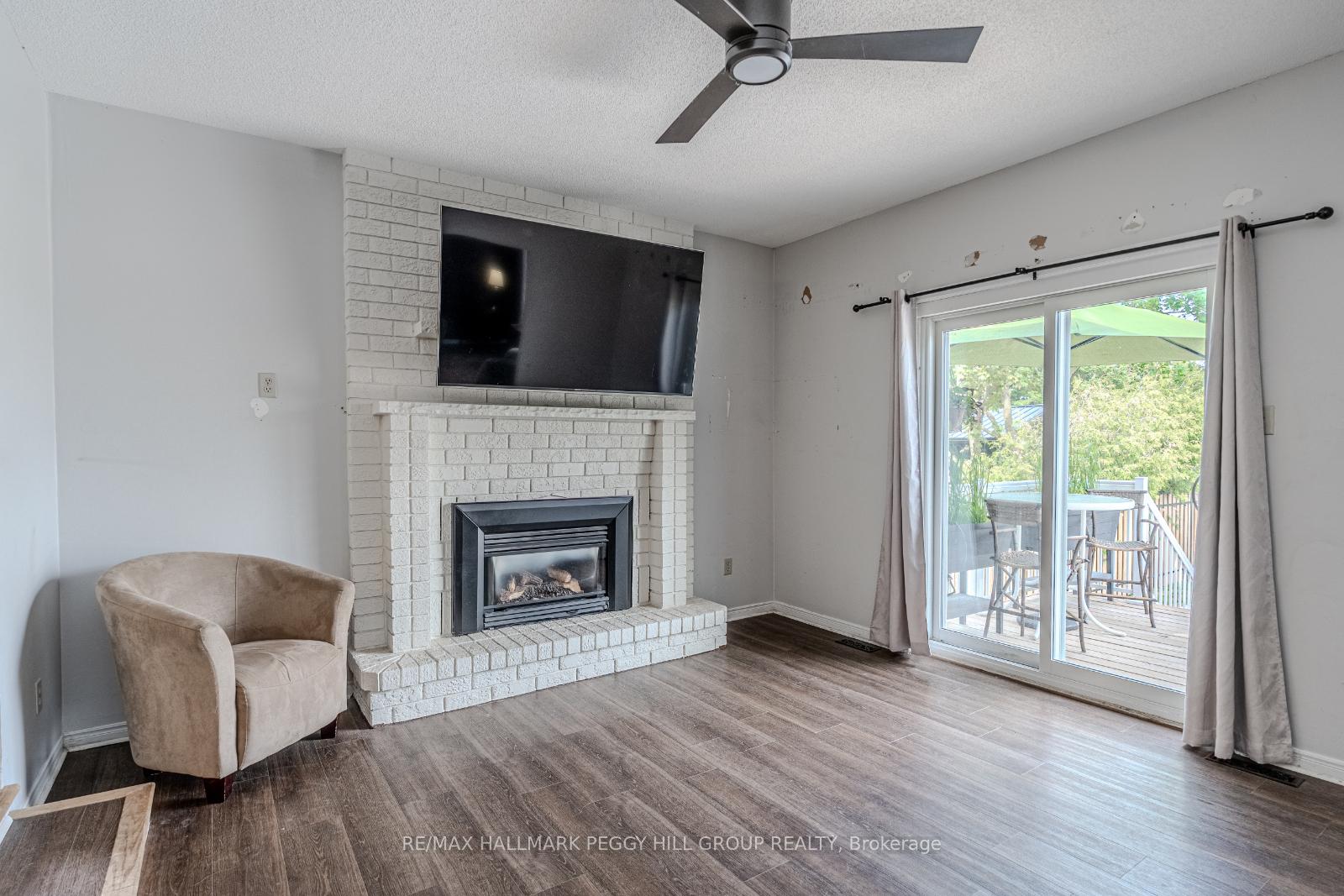 Photo 8 of 2076 Chantler Street, Innisfil, Stroud — HOMEH