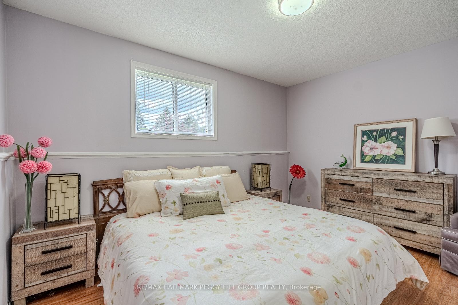 Photo 24 of 2076 Chantler Street, Innisfil, Stroud — HOMEH