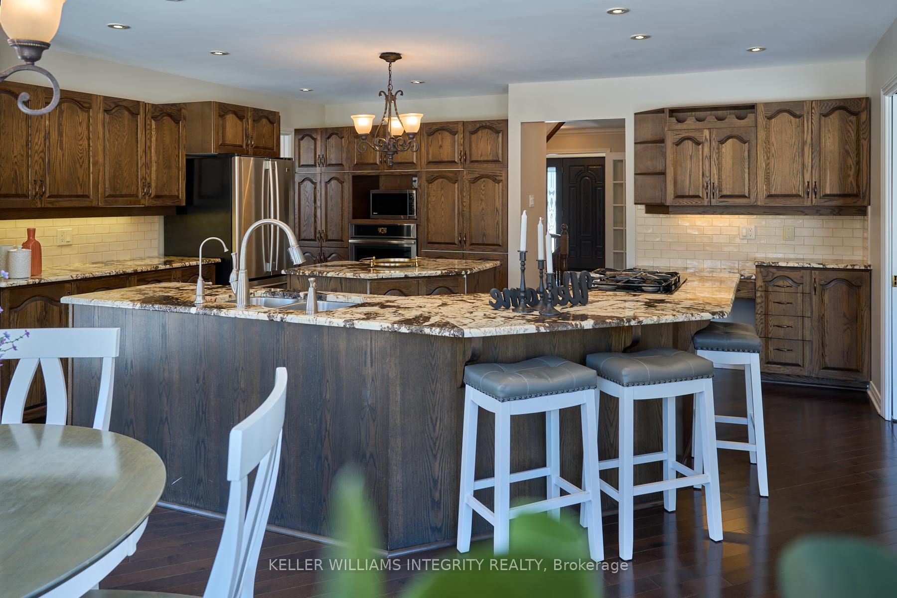 Photo 13 of 5820 Knights Drive E, Ottawa, Manotick East to Manotick Station — HOMEH