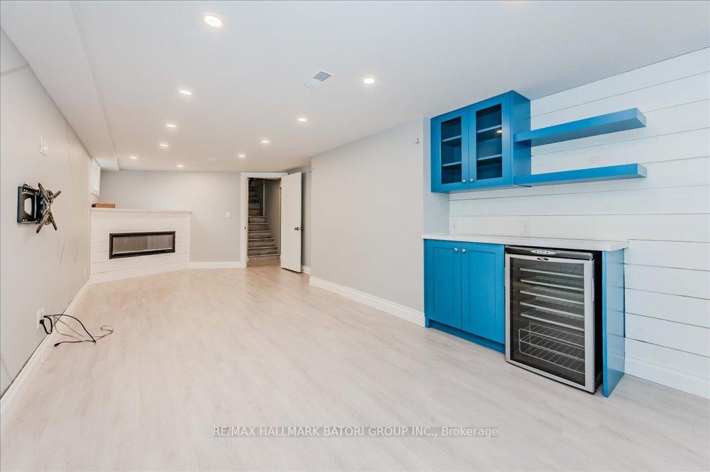 Photo 16 of 61 Stirling Avenue S, Kitchener — HOMEH