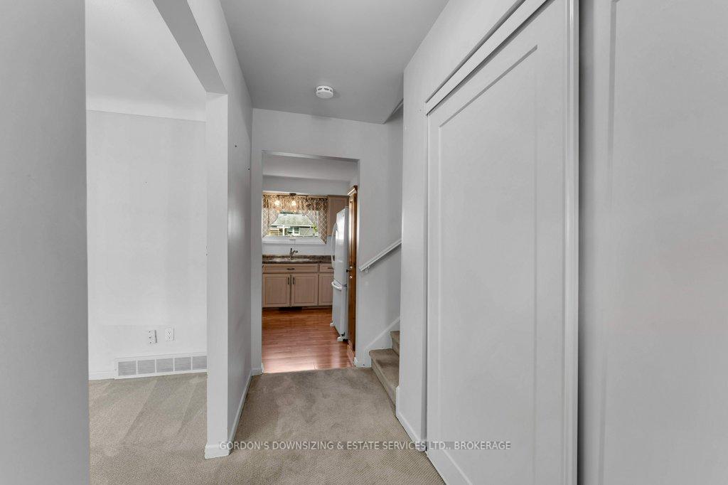 Photo 4 of 869 Haverhill Drive, Kingston, City Southwest — HOMEH
