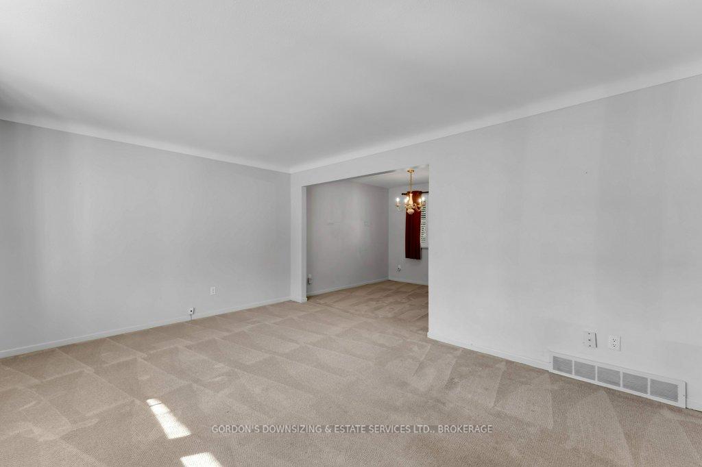Photo 7 of 869 Haverhill Drive, Kingston, City Southwest — HOMEH