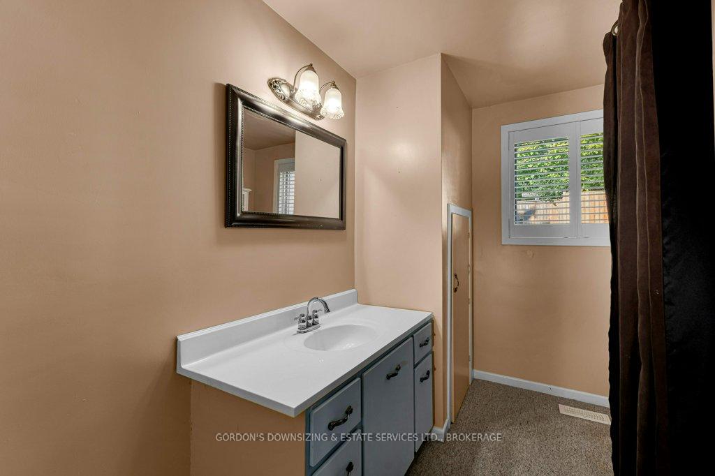Photo 33 of 869 Haverhill Drive, Kingston, City Southwest — HOMEH