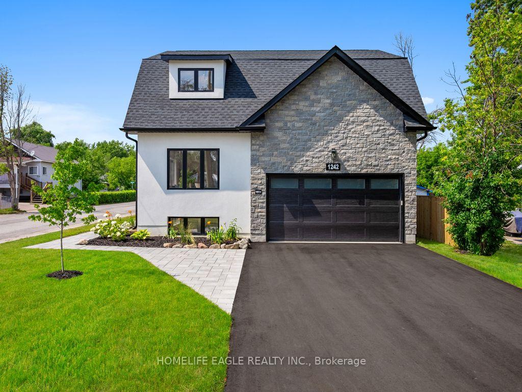Front of 1242 Killarney Beach Road