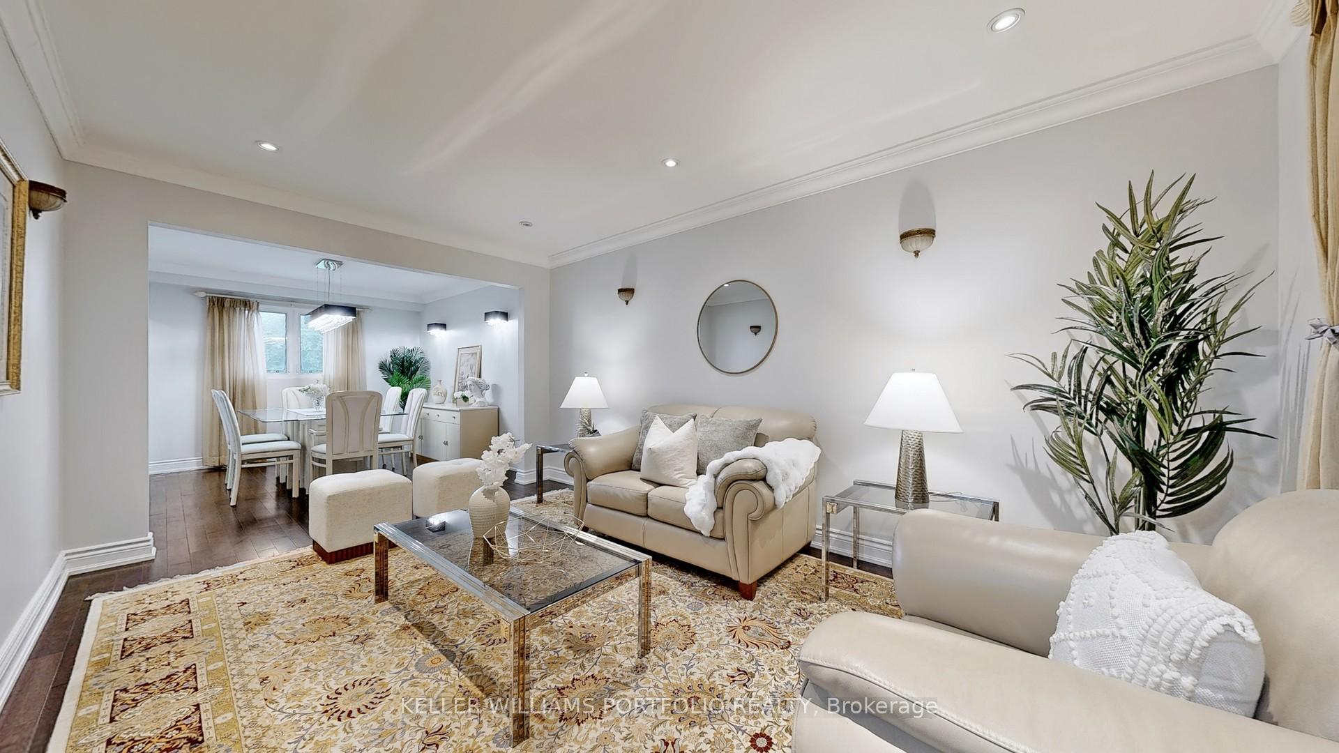 Photo 4 of 10 Valleyview Road, Markham, Thornlea — HOMEH