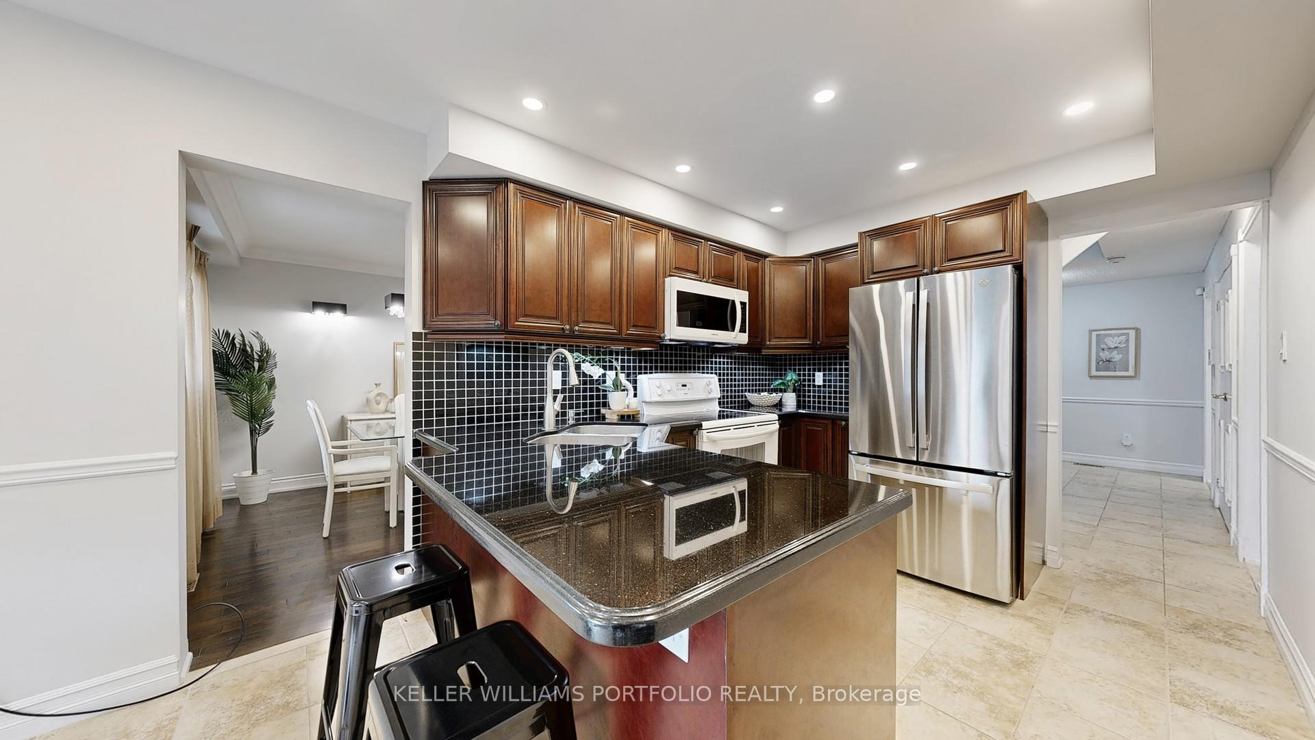 Photo 9 of 10 Valleyview Road, Markham, Thornlea — HOMEH