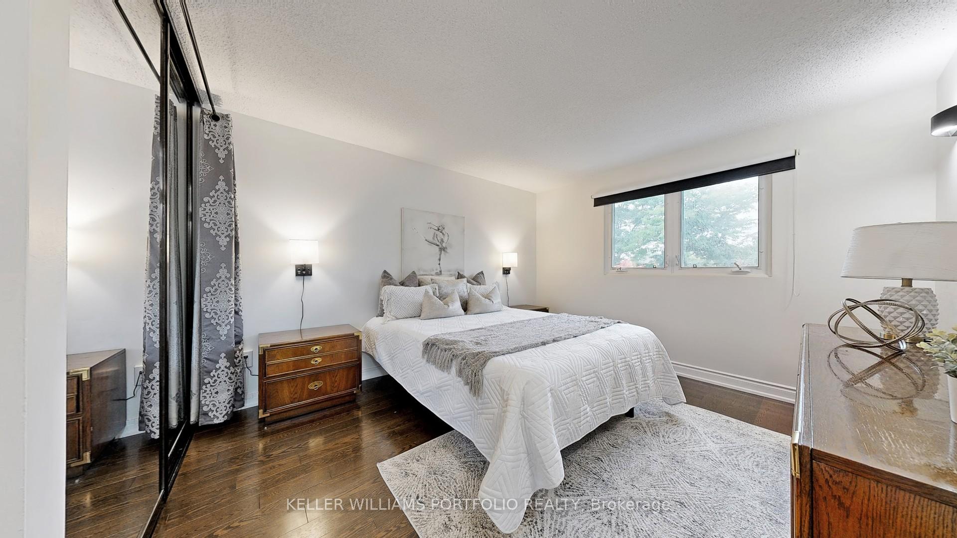 Photo 20 of 10 Valleyview Road, Markham, Thornlea — HOMEH