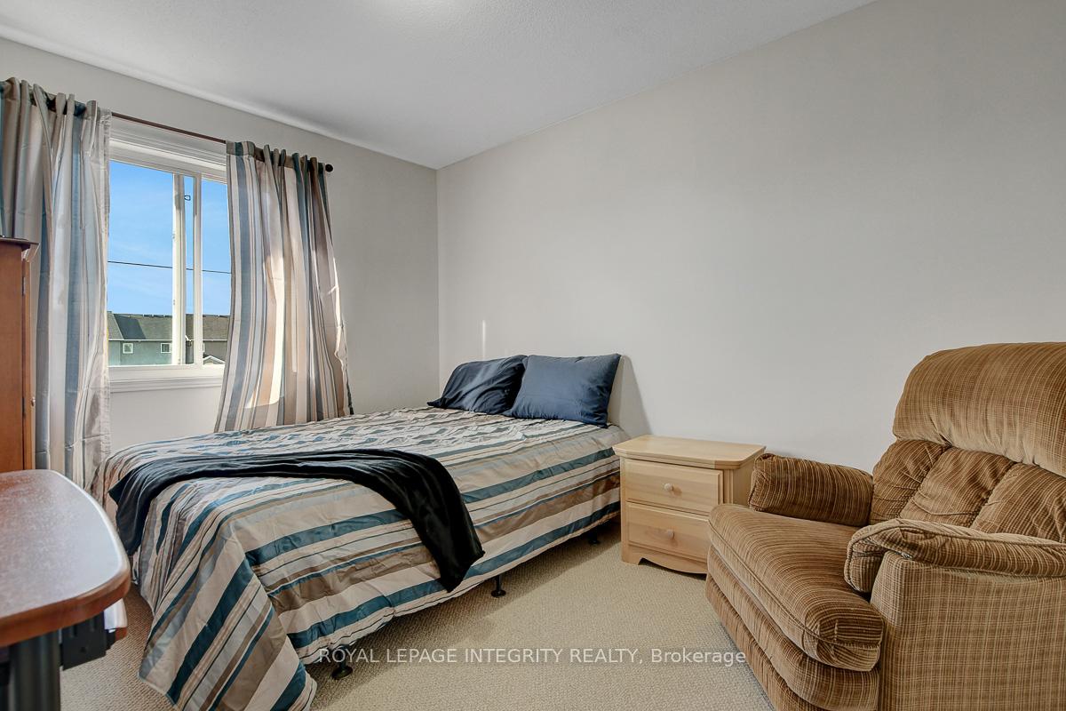 Photo 18 of 302 Brigitta Street, Ottawa, Kanata - Emerald Meadows/Trailwest — HOMEH