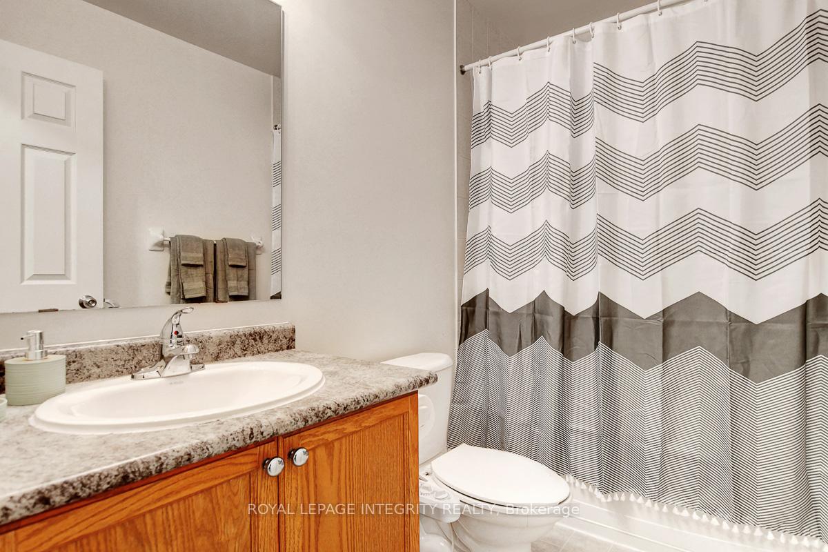 Photo 19 of 302 Brigitta Street, Ottawa, Kanata - Emerald Meadows/Trailwest — HOMEH