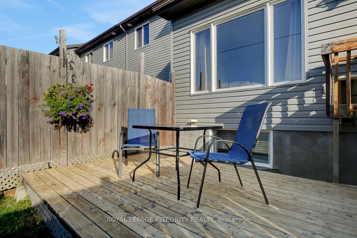 Photo 22 of 302 Brigitta Street, Ottawa, Kanata - Emerald Meadows/Trailwest — HOMEH