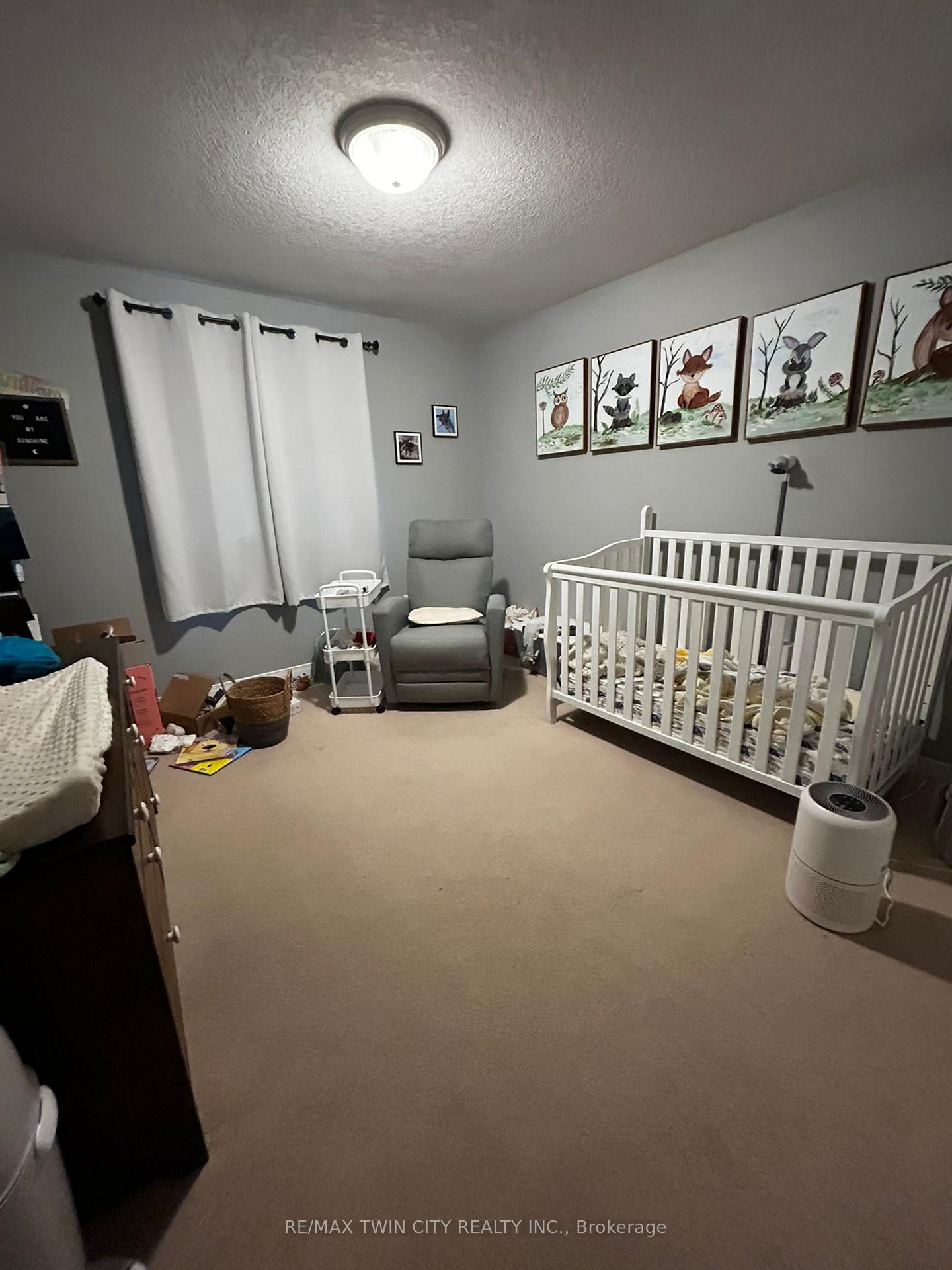 Photo 10 of 224 Purple Sage Crescent, Kitchener — HOMEH