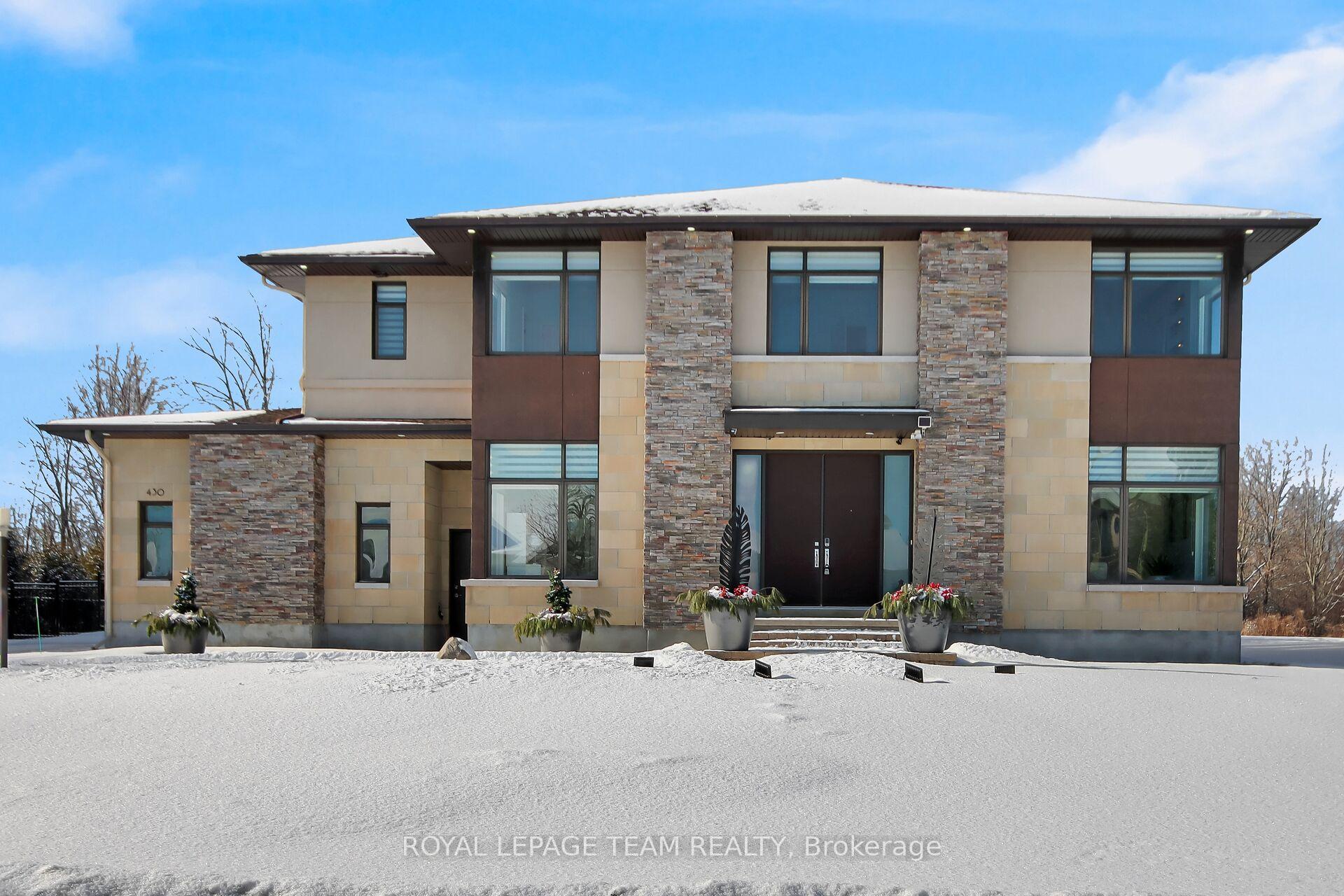 Front of 430 Lockmaster Crescent