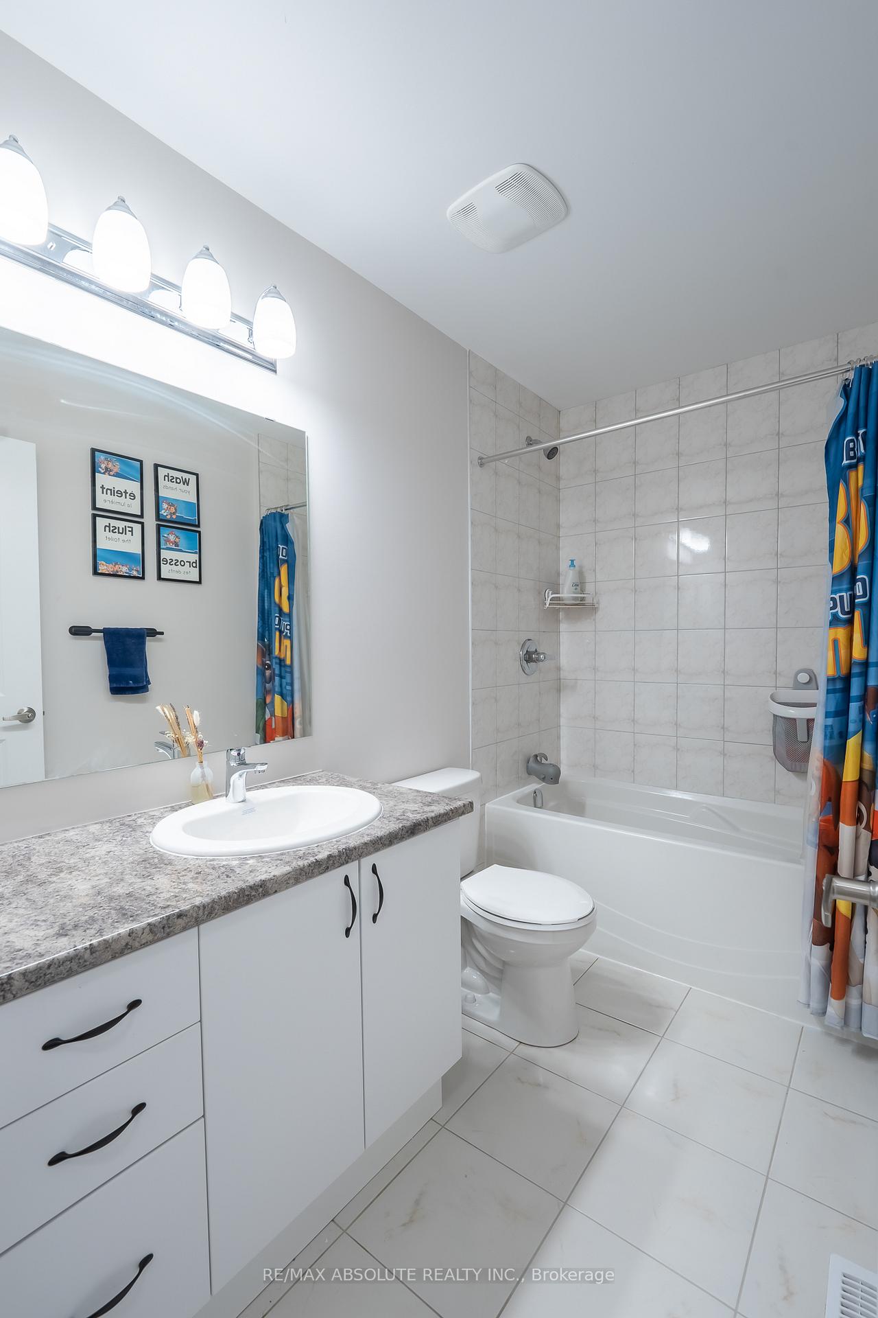 Photo 23 of 318 Livery Street, Ottawa, Kanata - Emerald Meadows/Trailwest — HOMEH