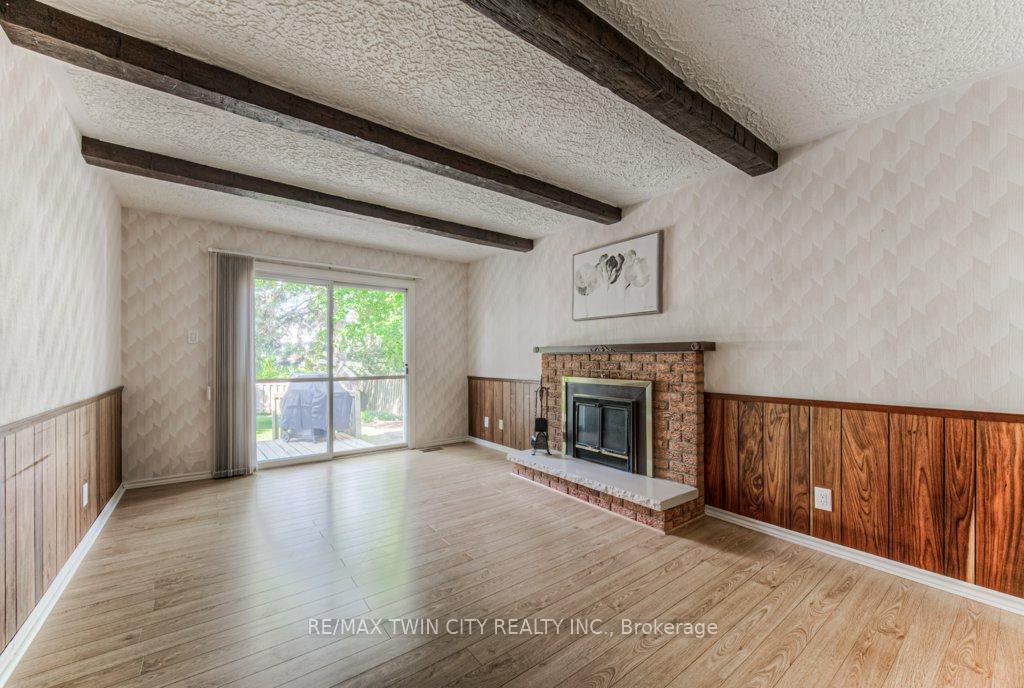 Photo 18 of 172 Brookside Crescent, Kitchener — HOMEH