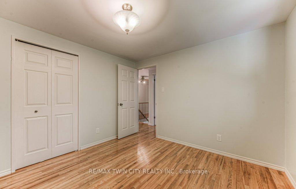 Photo 27 of 172 Brookside Crescent, Kitchener — HOMEH