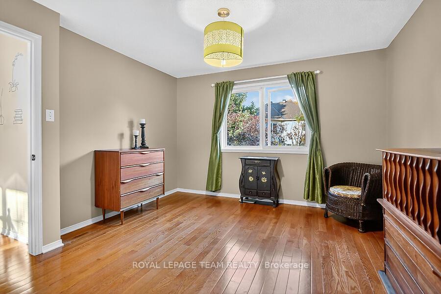 Photo 28 of 22 Birchfield Avenue, Ottawa, Kanata - Emerald Meadows/Trailwest — HOMEH