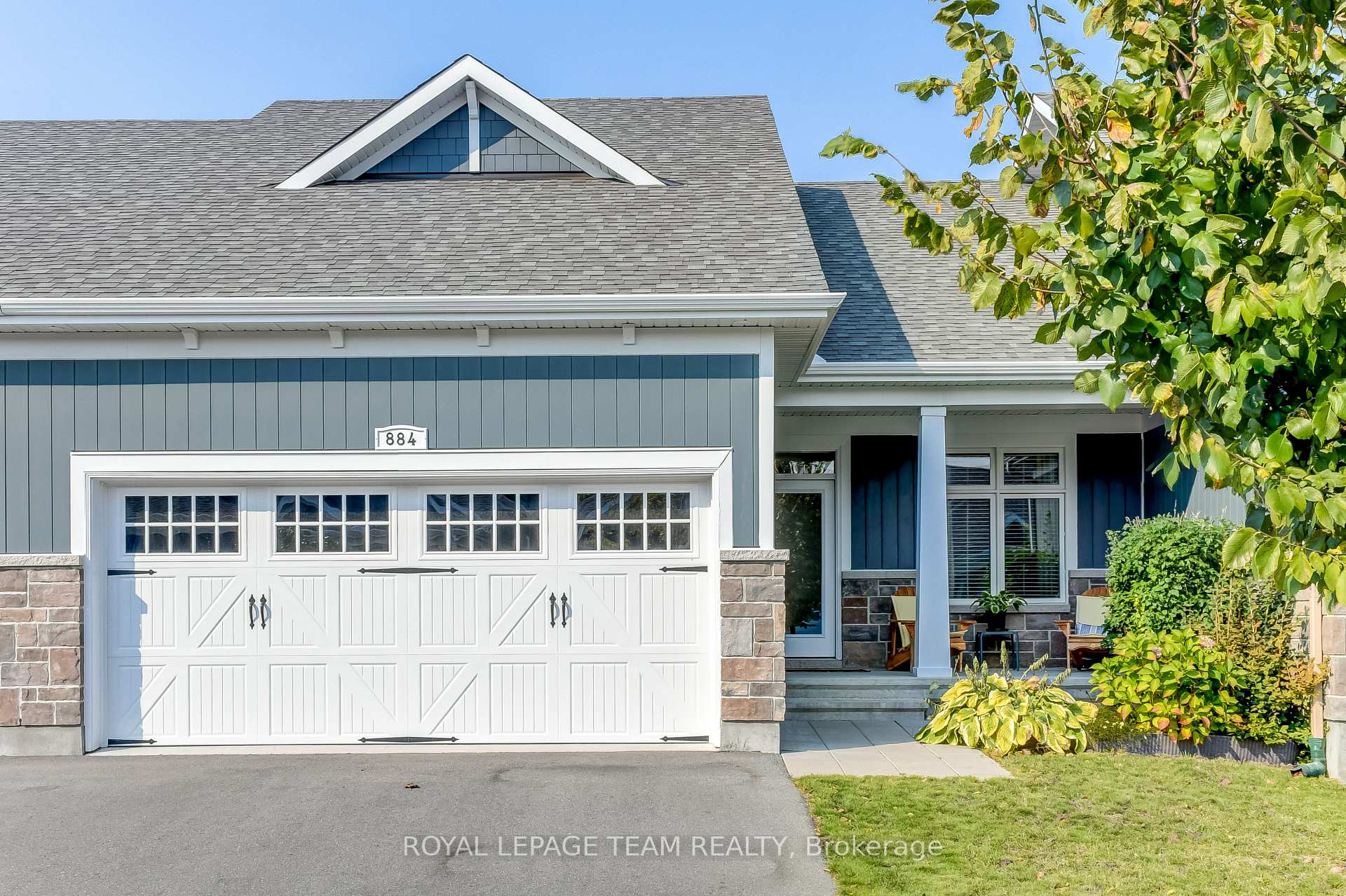 Front of 884 Artemis Circle