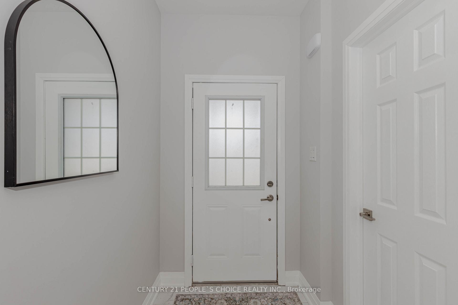 Photo 5 of 64 Dewberry Drive, Kitchener — HOMEH