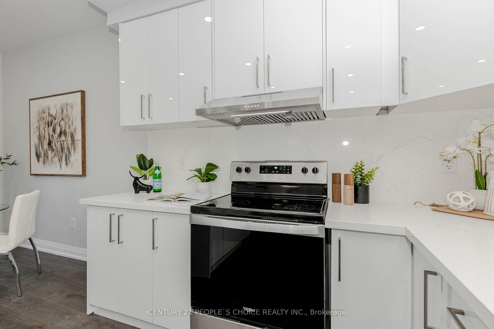 Photo 12 of 64 Dewberry Drive, Kitchener — HOMEH