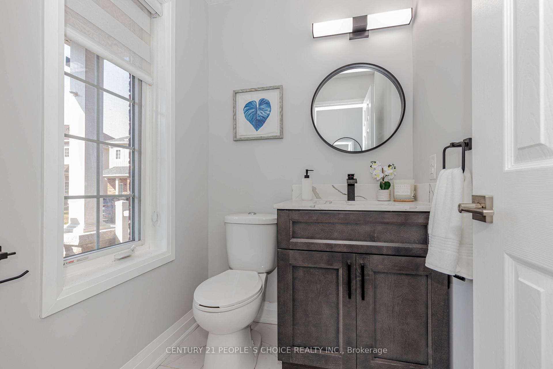 Photo 18 of 64 Dewberry Drive, Kitchener — HOMEH