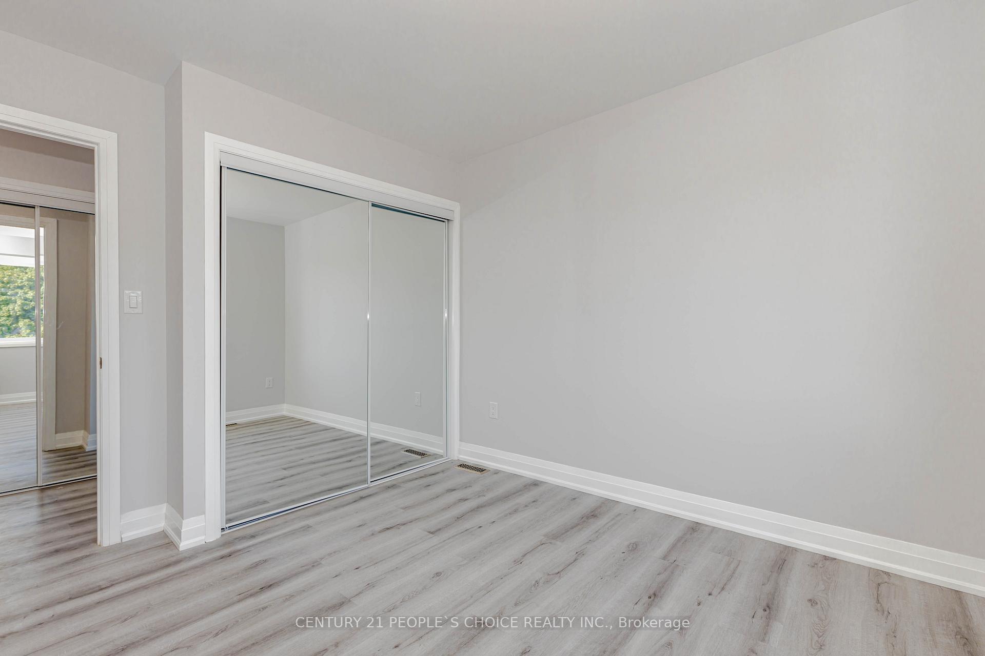 Photo 33 of 64 Dewberry Drive, Kitchener — HOMEH