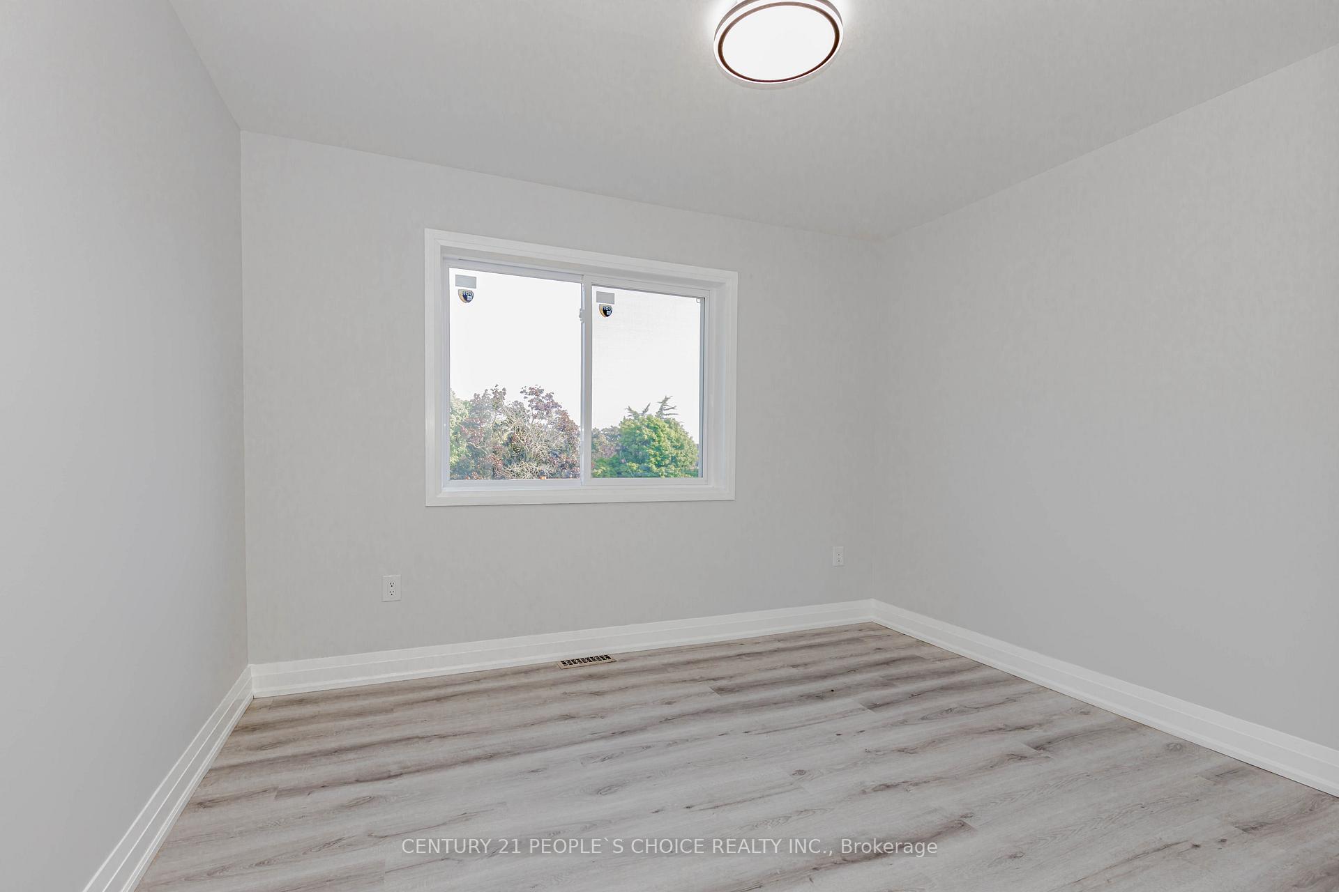 Photo 39 of 64 Dewberry Drive, Kitchener — HOMEH