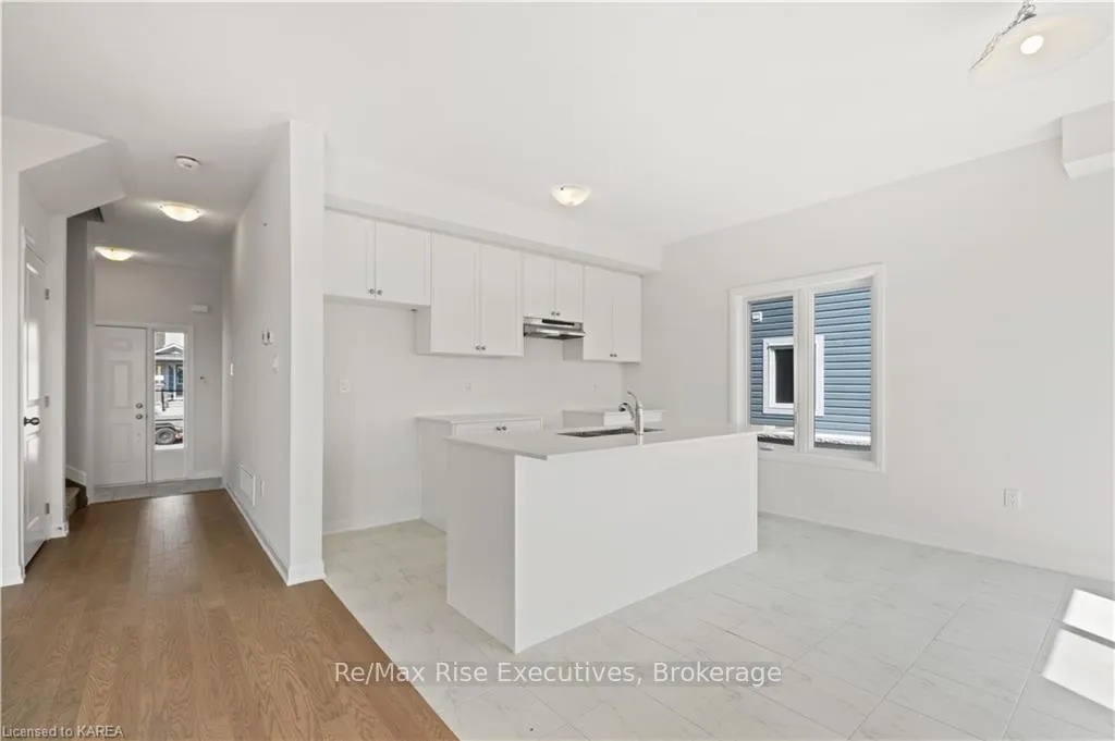 Photo 5 of 119 Gildersleeve Boulevard, Loyalist, Bath — HOMEH