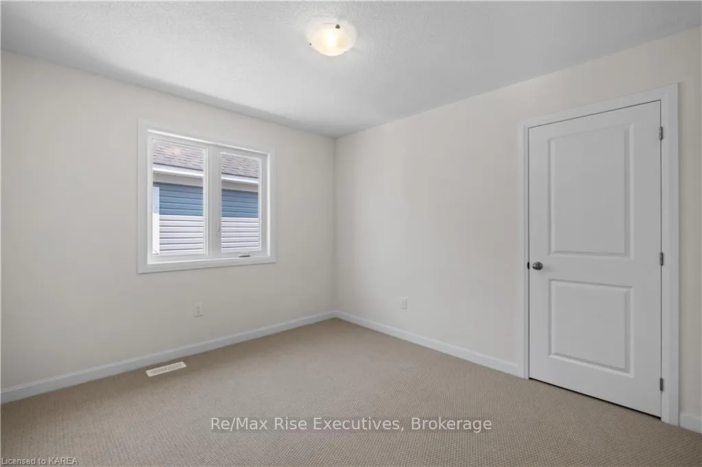 Photo 8 of 119 Gildersleeve Boulevard, Loyalist, Bath — HOMEH
