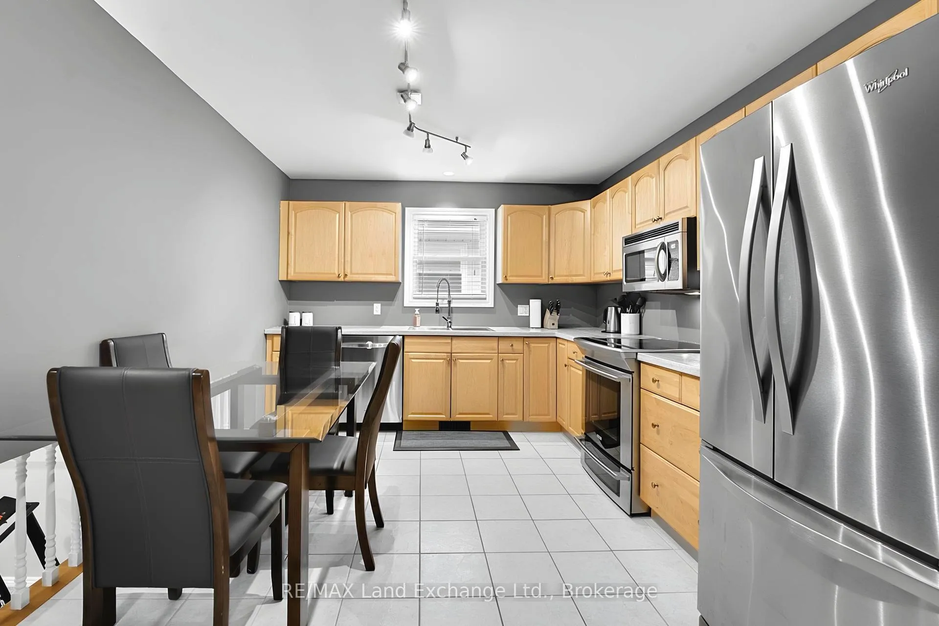 Photo 6 of 658 Stewart Drive, Kincardine — HOMEH