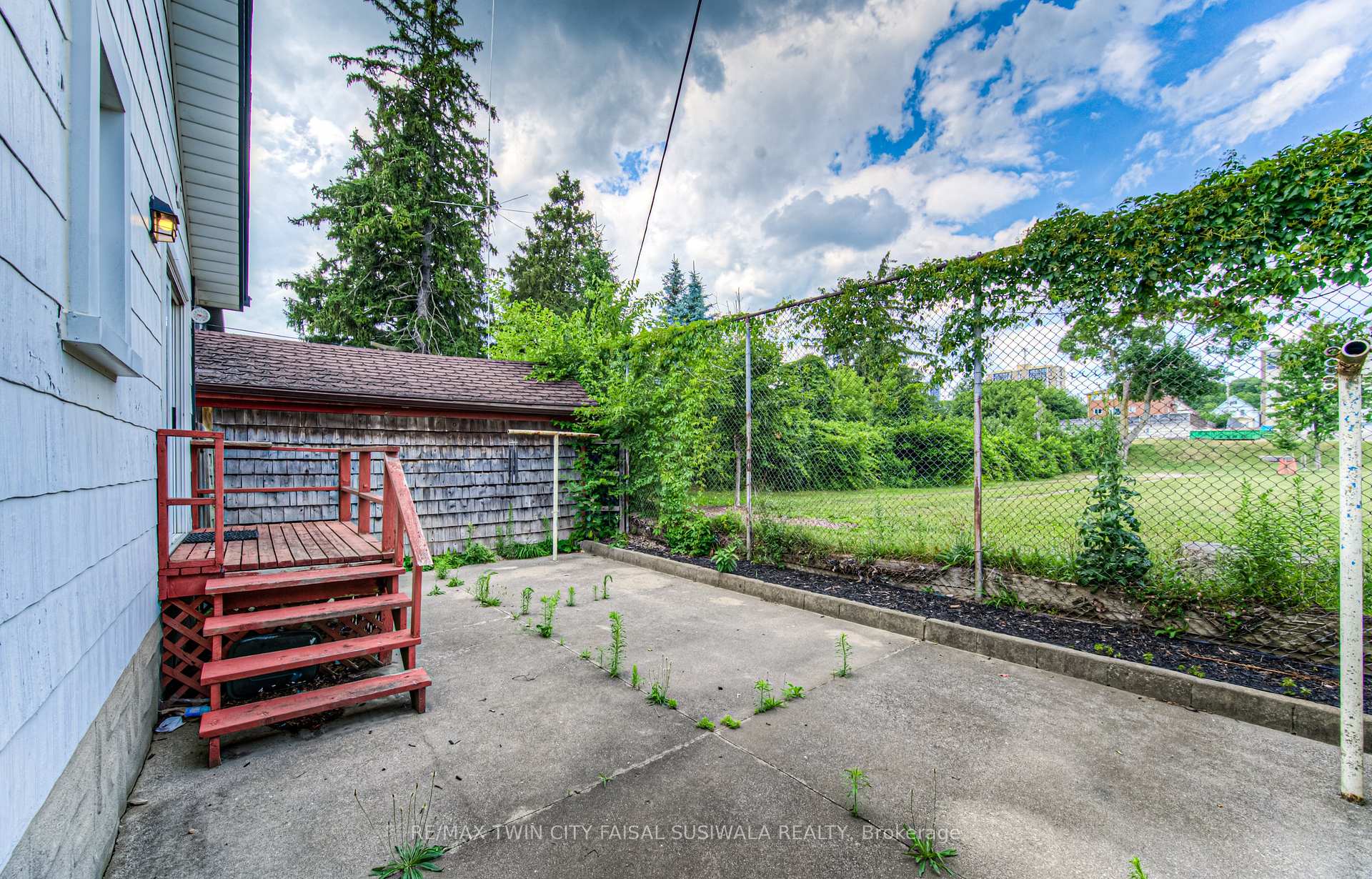 Photo 4 of 96 Whitney Place, Kitchener — HOMEH