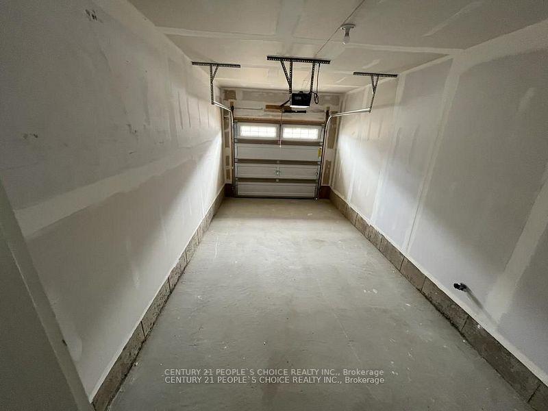 Photo 20 of 49 Histand Trail, Kitchener — HOMEH