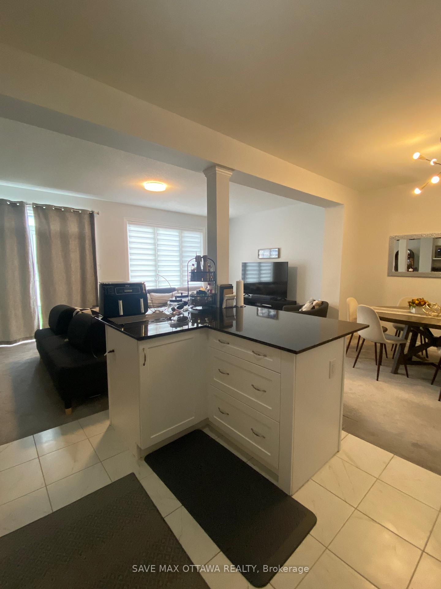 Photo 20 of 781 Brittanic Road, Ottawa, Kanata - Emerald Meadows/Trailwest — HOMEH