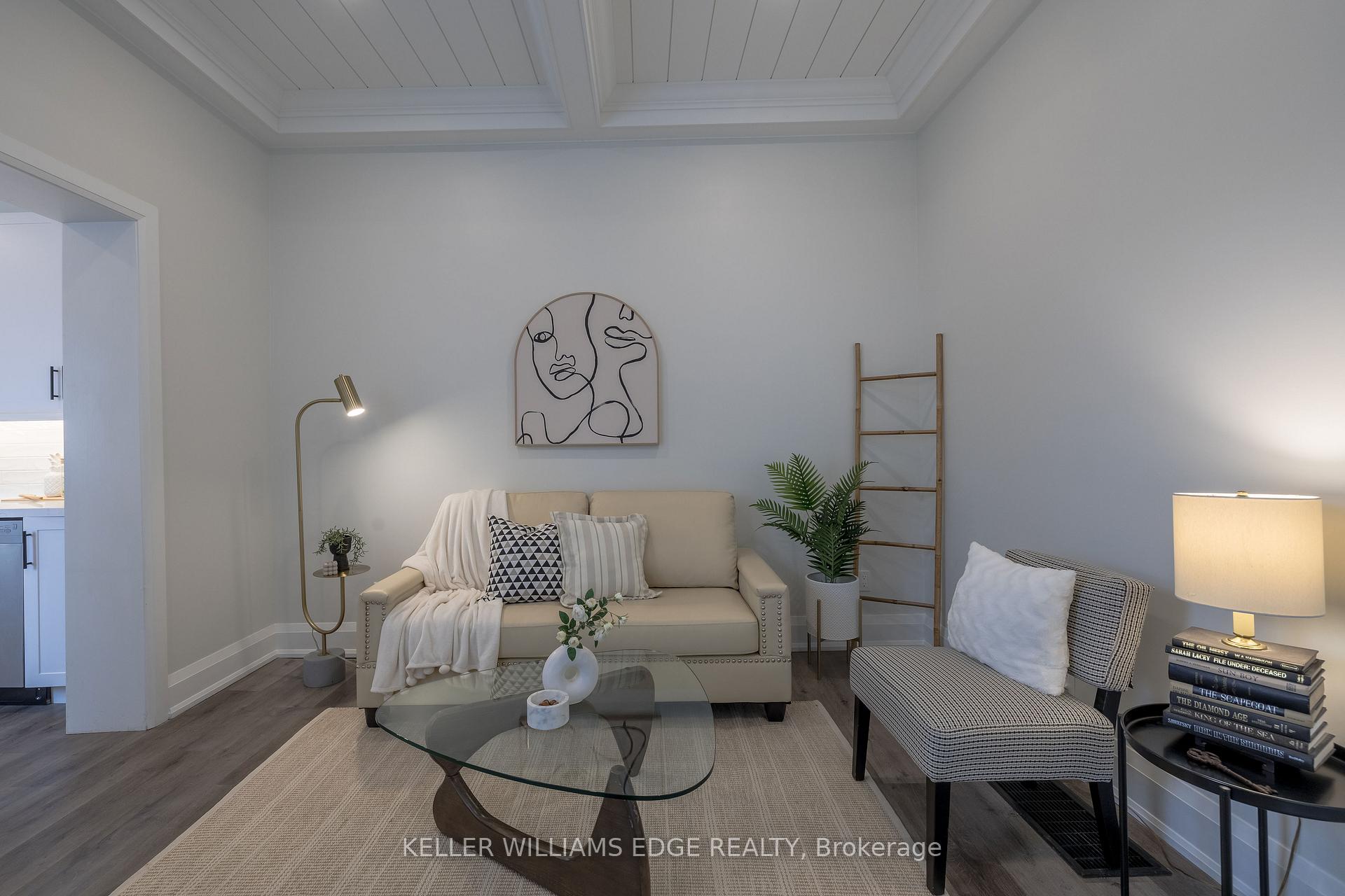 Photo 5 of 5 Florence Street, Hamilton, Strathcona — HOMEH