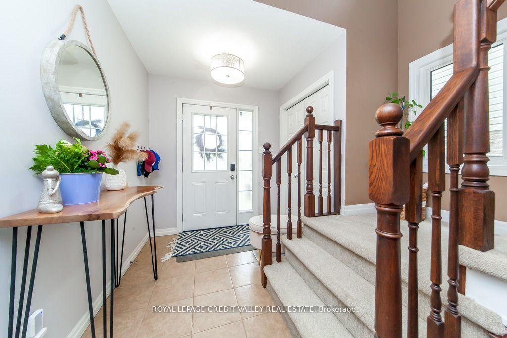 Photo 7 of 55 Rockcliffe Drive, Kitchener — HOMEH