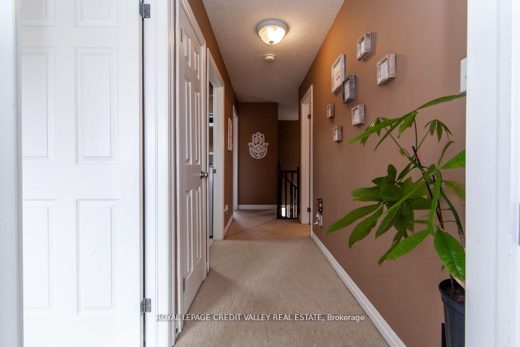 Photo 22 of 55 Rockcliffe Drive, Kitchener — HOMEH