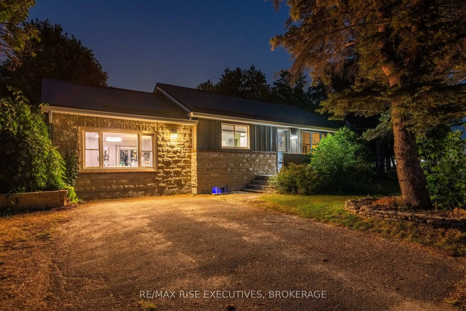 Photo 12 of 1224 Westbrook Road, Kingston, City Northwest — HOMEH