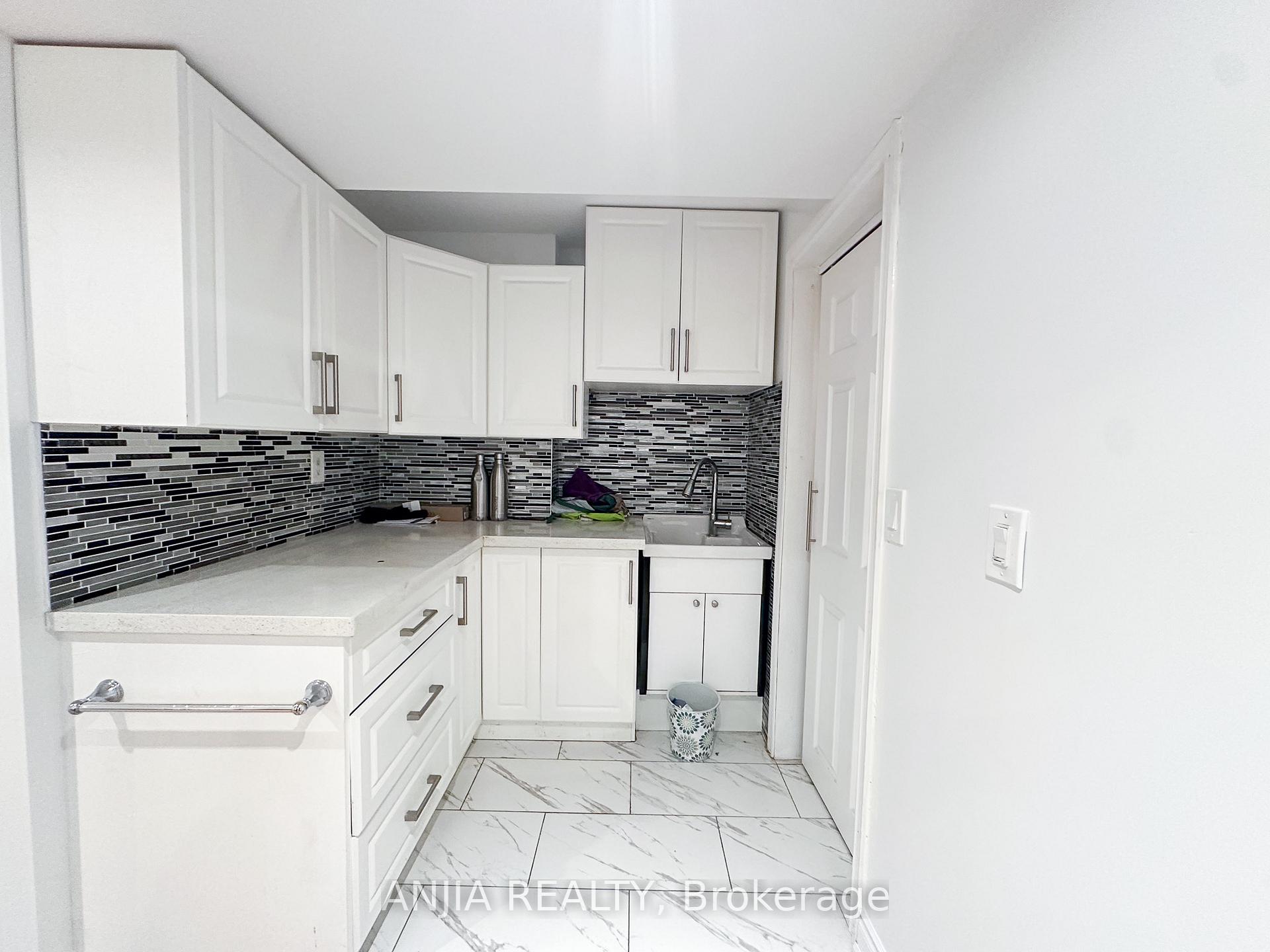 Photo 13 of 40 Cathmar Drive, Markham, Greensborough — HOMEH