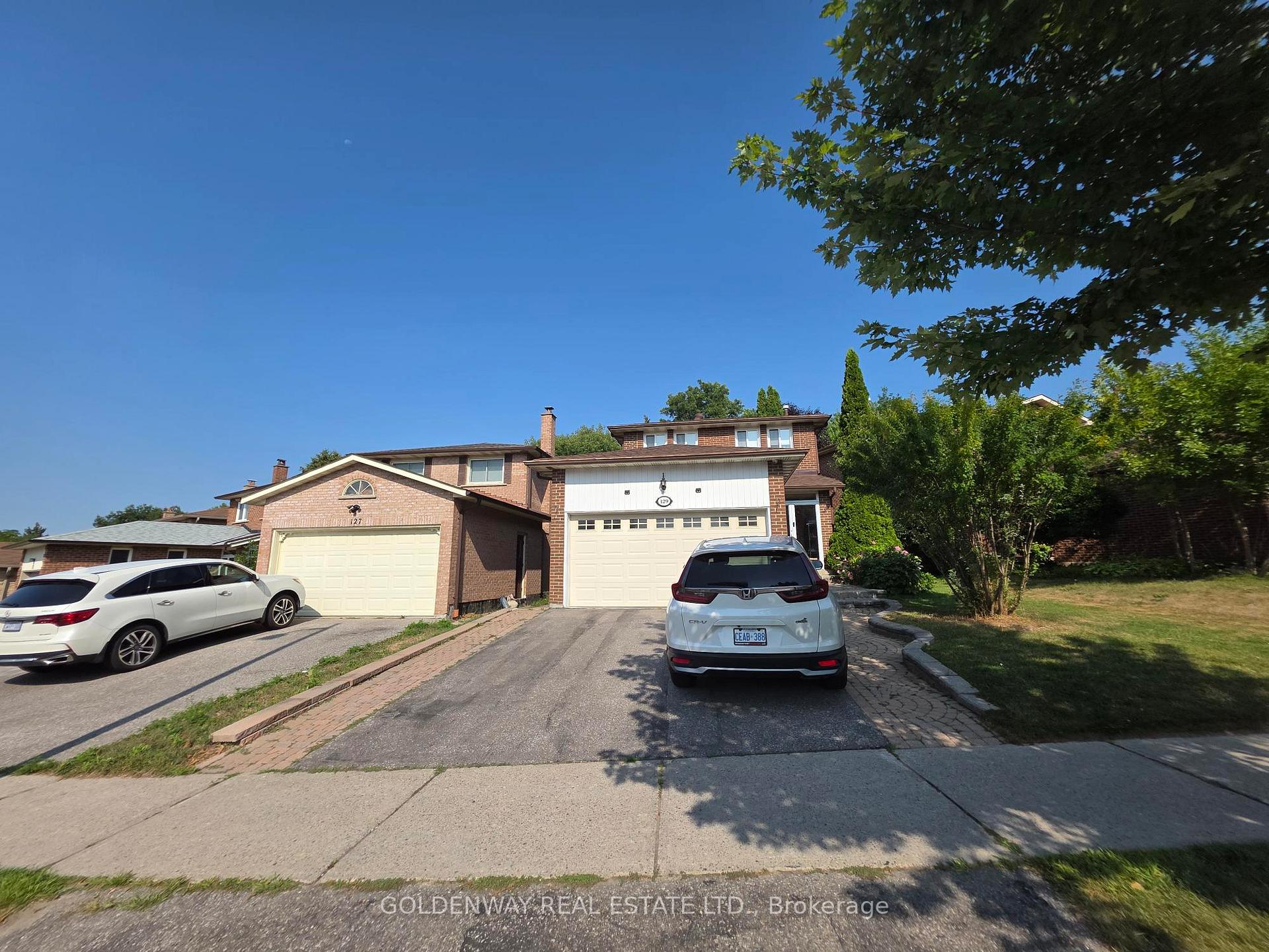 Photo 2 of 129 Major Buttons Drive, Markham, Sherwood-Amberglen — HOMEH