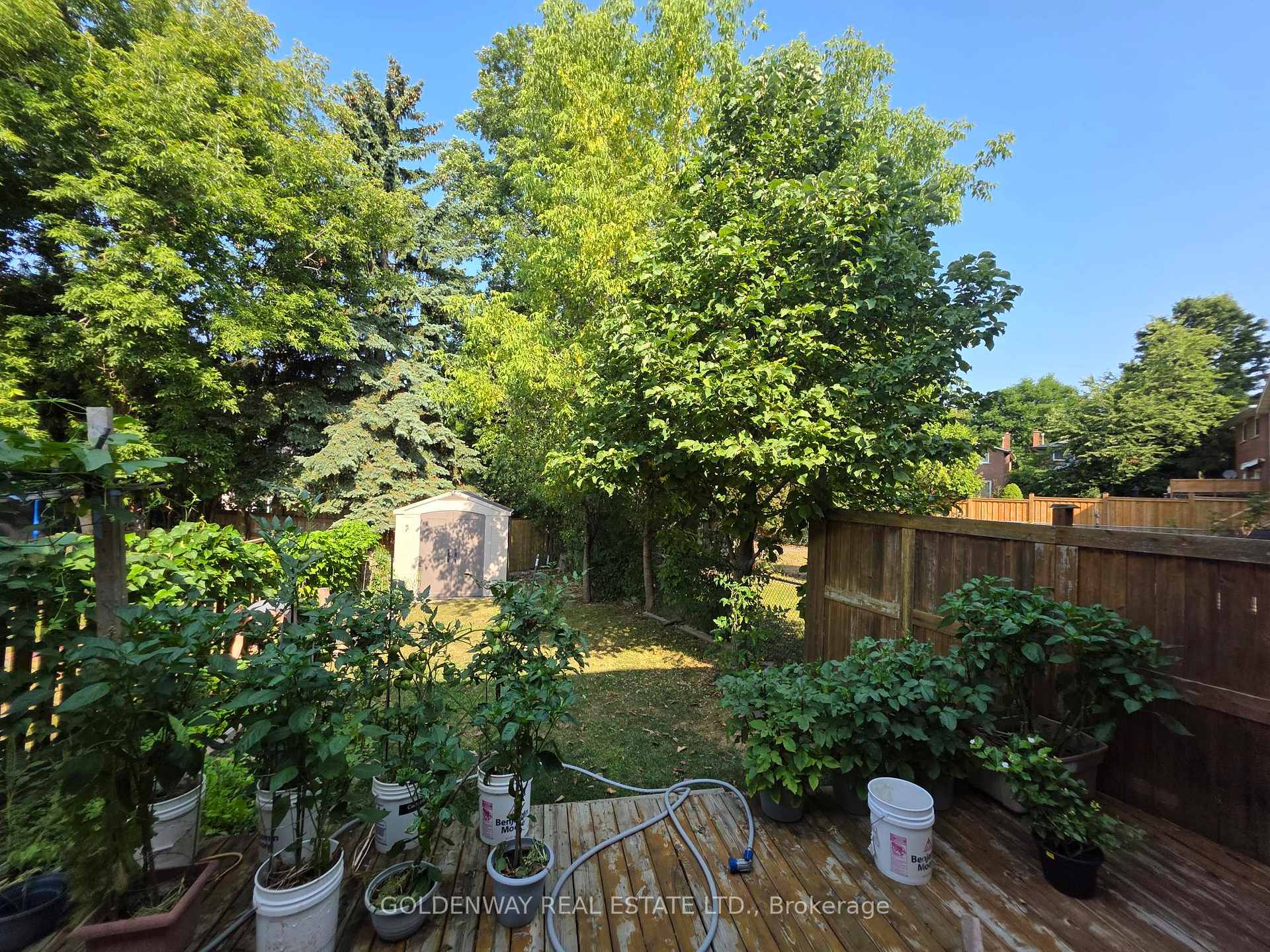 Photo 17 of 129 Major Buttons Drive, Markham, Sherwood-Amberglen — HOMEH