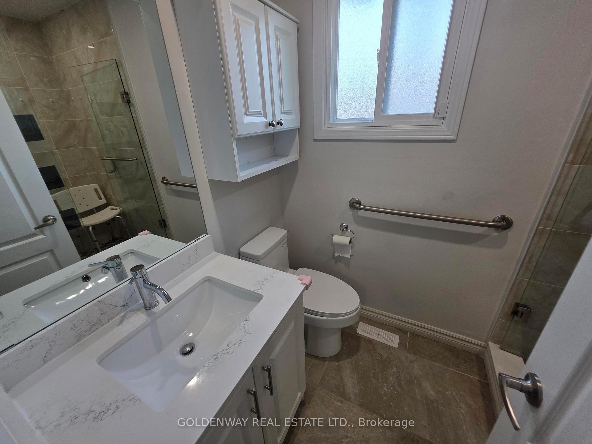 Photo 25 of 129 Major Buttons Drive, Markham, Sherwood-Amberglen — HOMEH