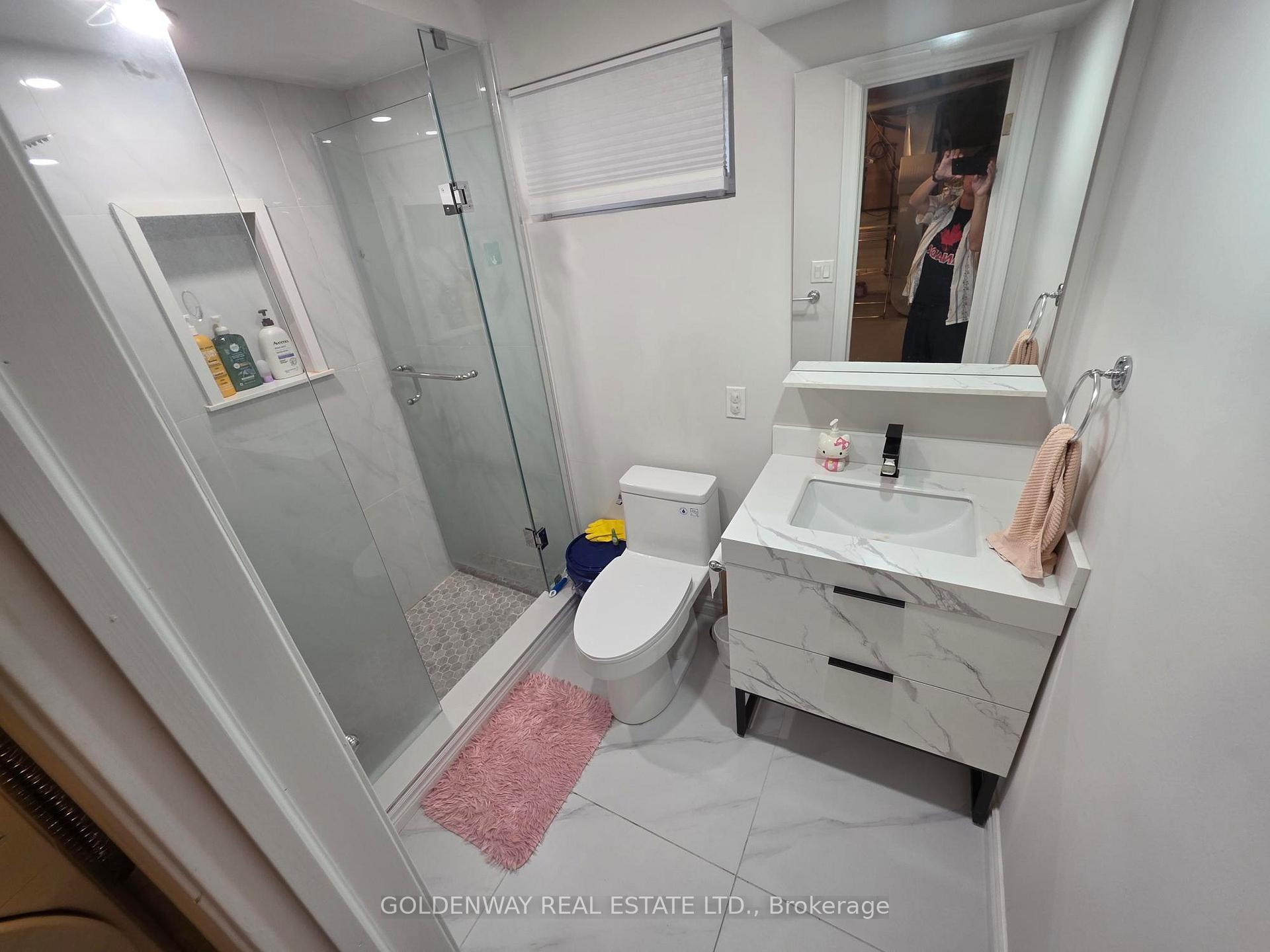 Photo 34 of 129 Major Buttons Drive, Markham, Sherwood-Amberglen — HOMEH