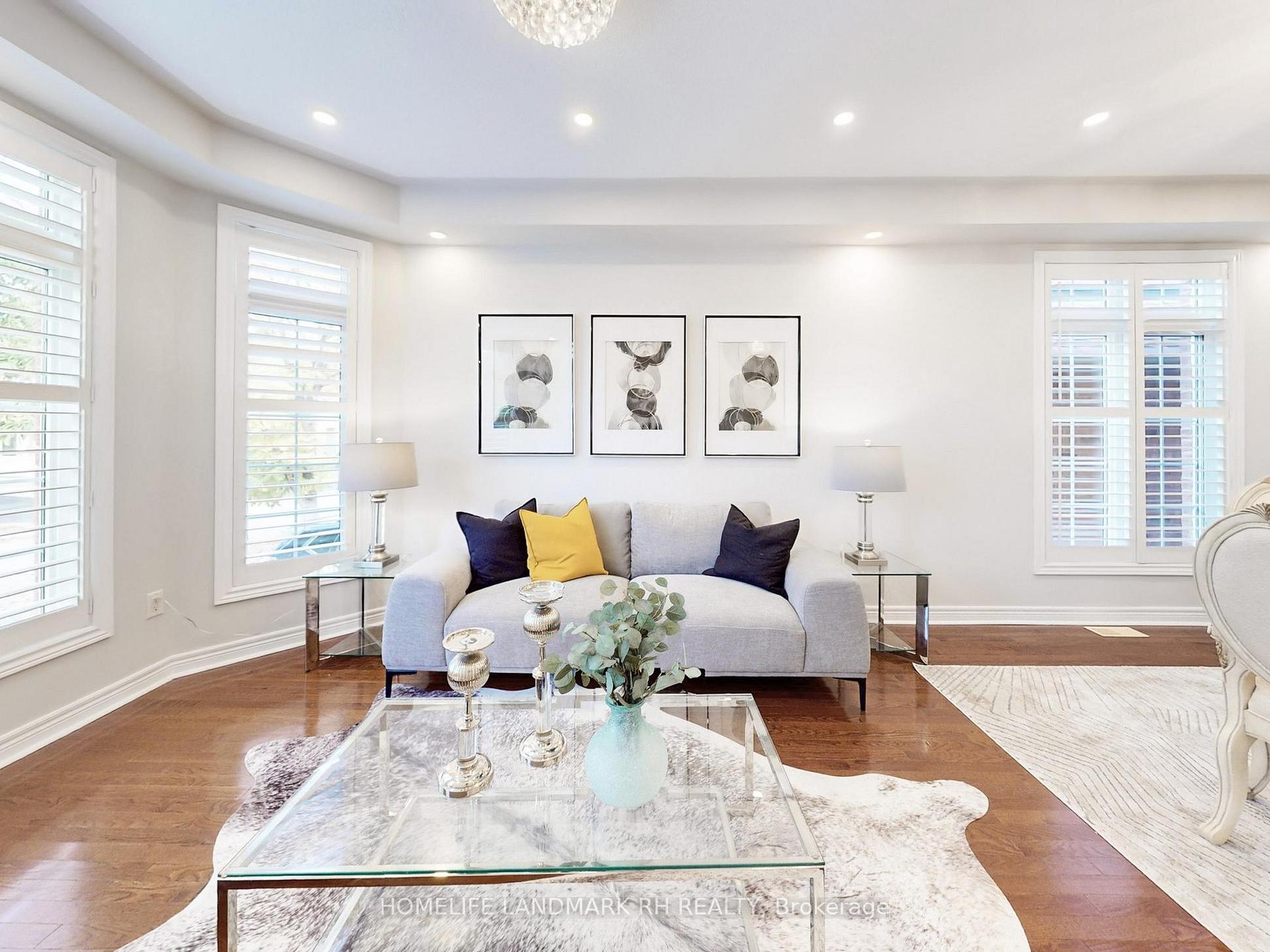 Photo 2 of 17 Gordon Weeden Road, Markham, Greensborough — HOMEH