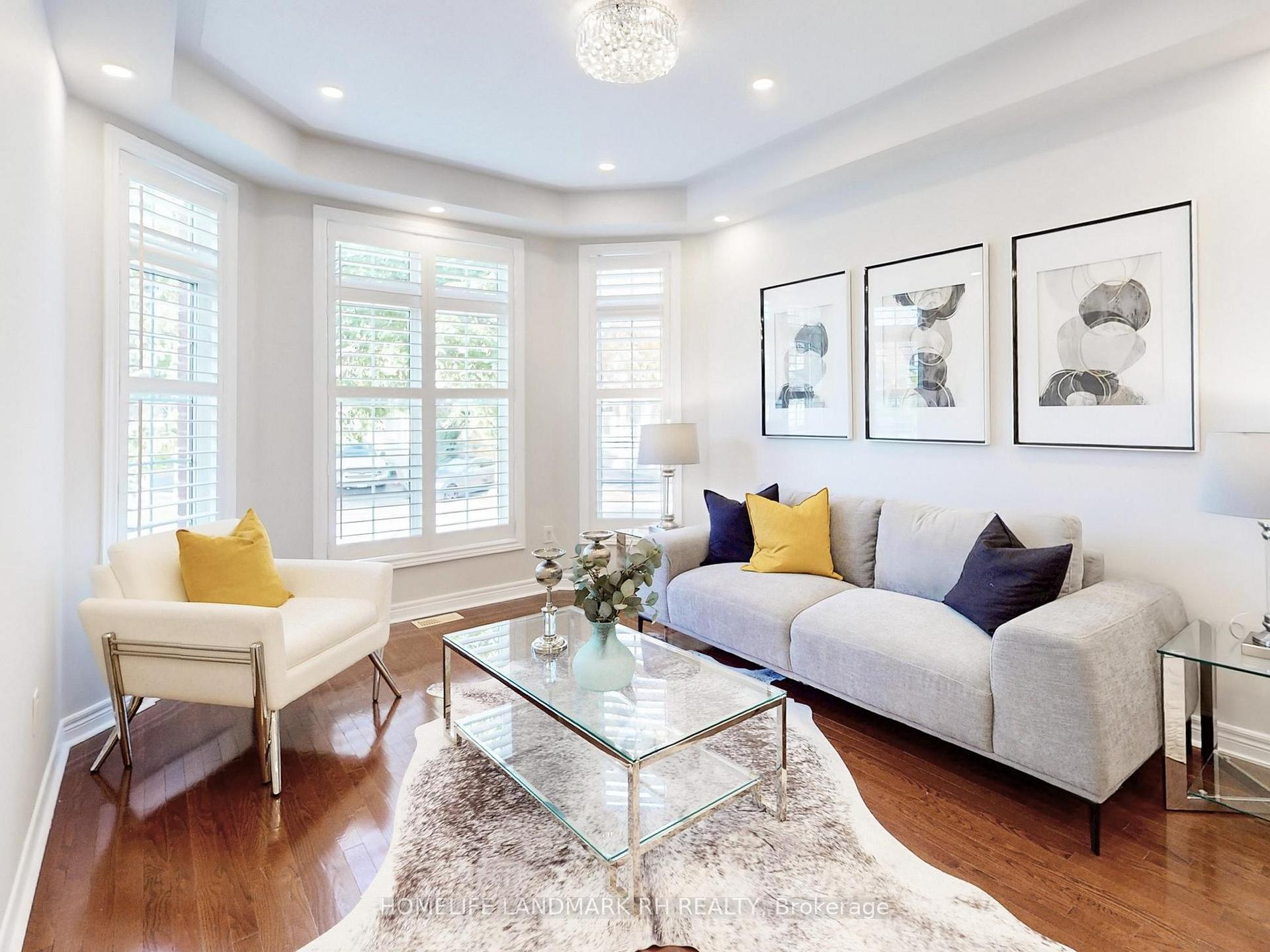 Photo 3 of 17 Gordon Weeden Road, Markham, Greensborough — HOMEH