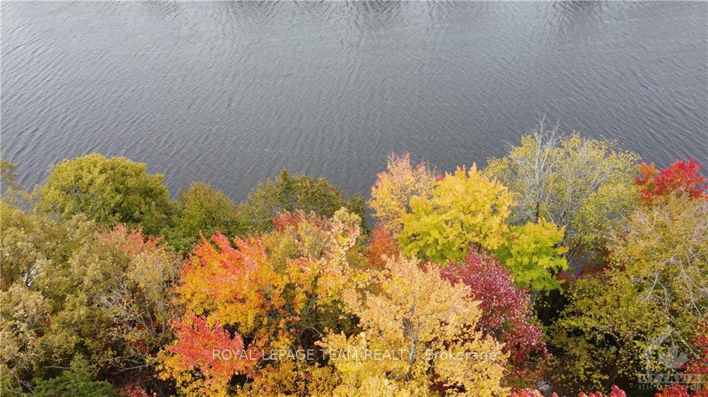 Photo 8 of 2490F River Road, Ottawa, Manotick East to Manotick Station — HOMEH